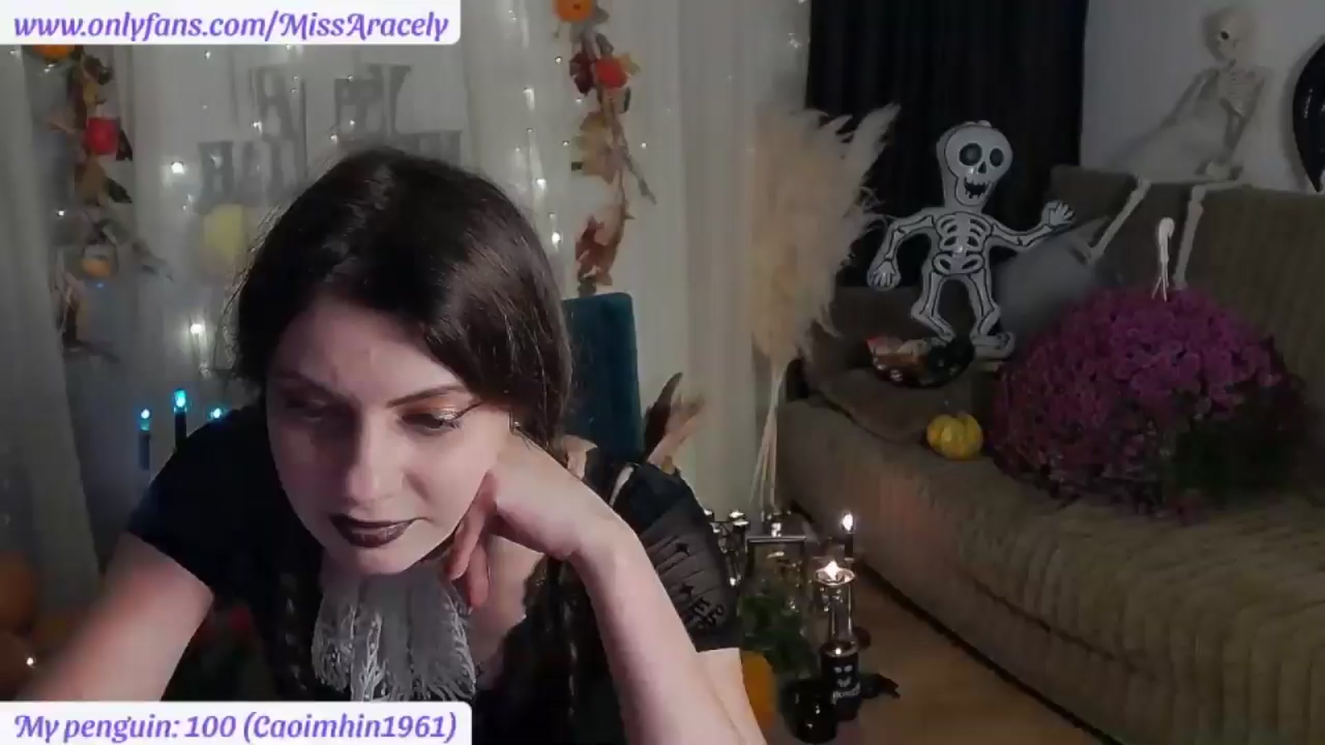 Gallery image thumbnail from MissAracely's myfreecams stream on, 11/01/2024, 01:05 image 6 of 20