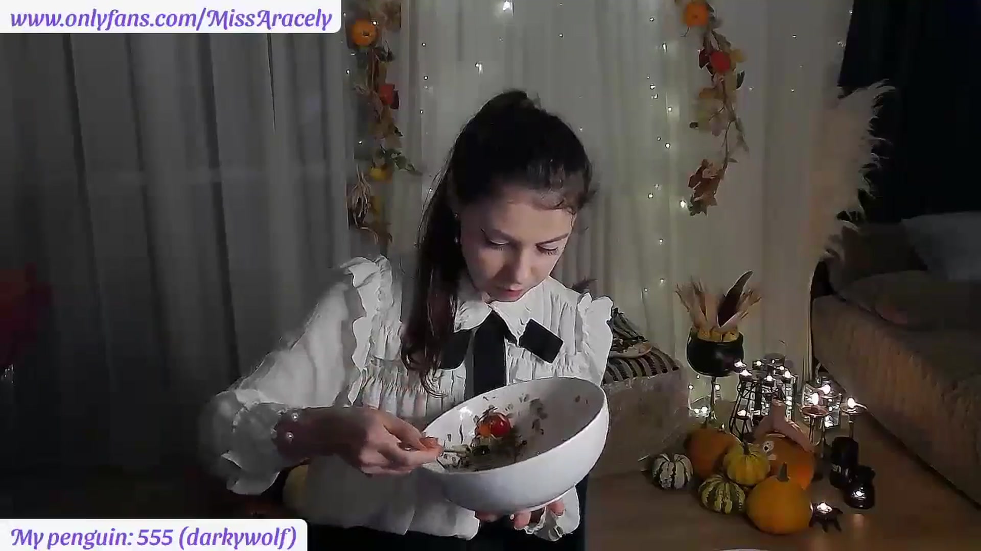 Gallery image thumbnail from MissAracely's myfreecams stream on, 11/09/2024, 18:35 image 9 of 20