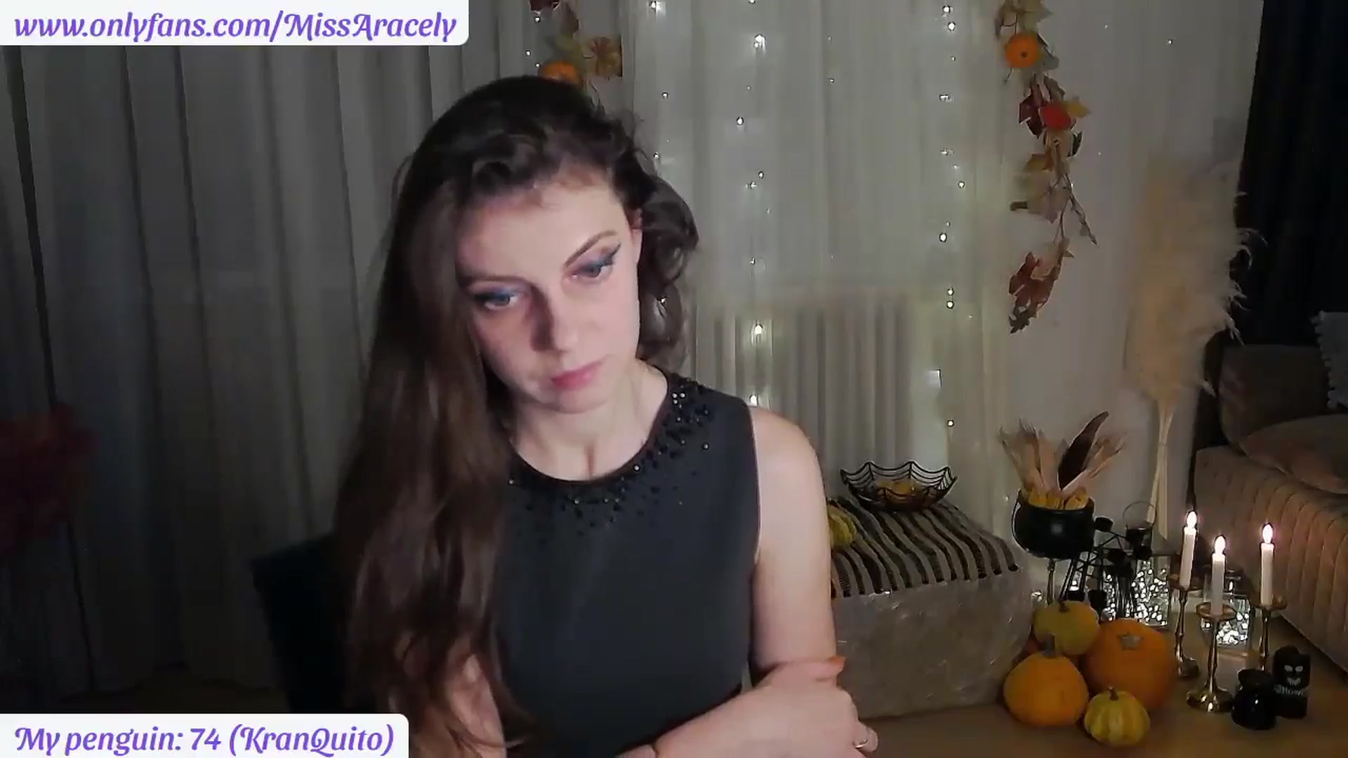 Gallery image thumbnail from MissAracely's myfreecams stream on, 11/14/2024, 23:37 image 7 of 20
