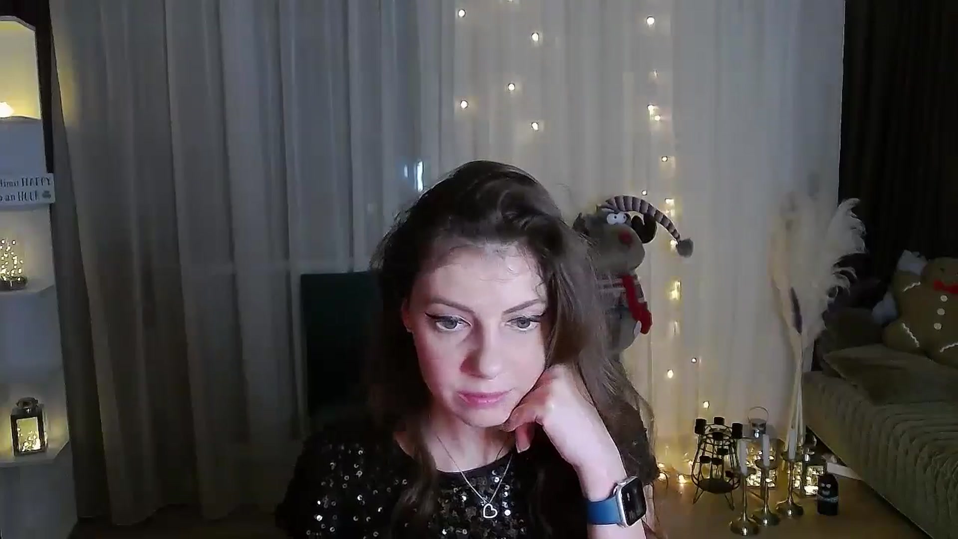 Gallery image thumbnail from MissAracely's myfreecams stream on, 11/21/2024, 18:32 image 5 of 20