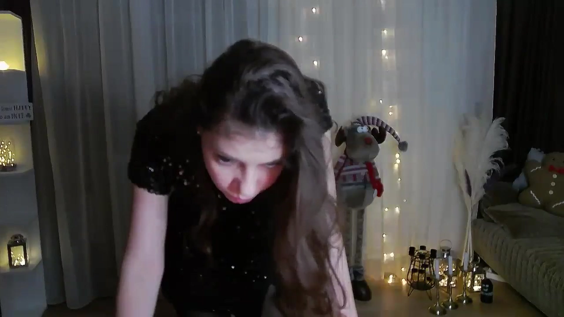 Gallery image thumbnail from MissAracely's myfreecams stream on, 11/21/2024, 18:32 image 4 of 20
