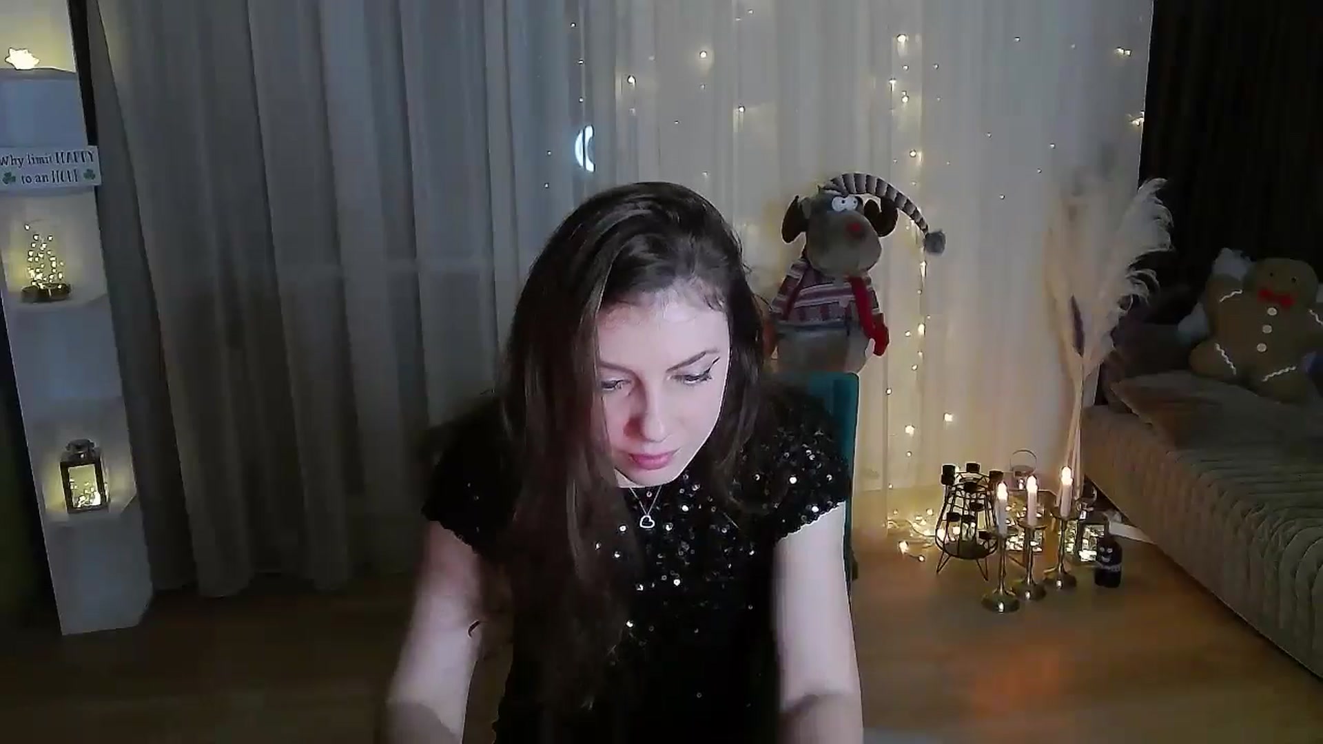 Gallery image thumbnail from MissAracely's myfreecams stream on, 11/21/2024, 18:32 image 19 of 20