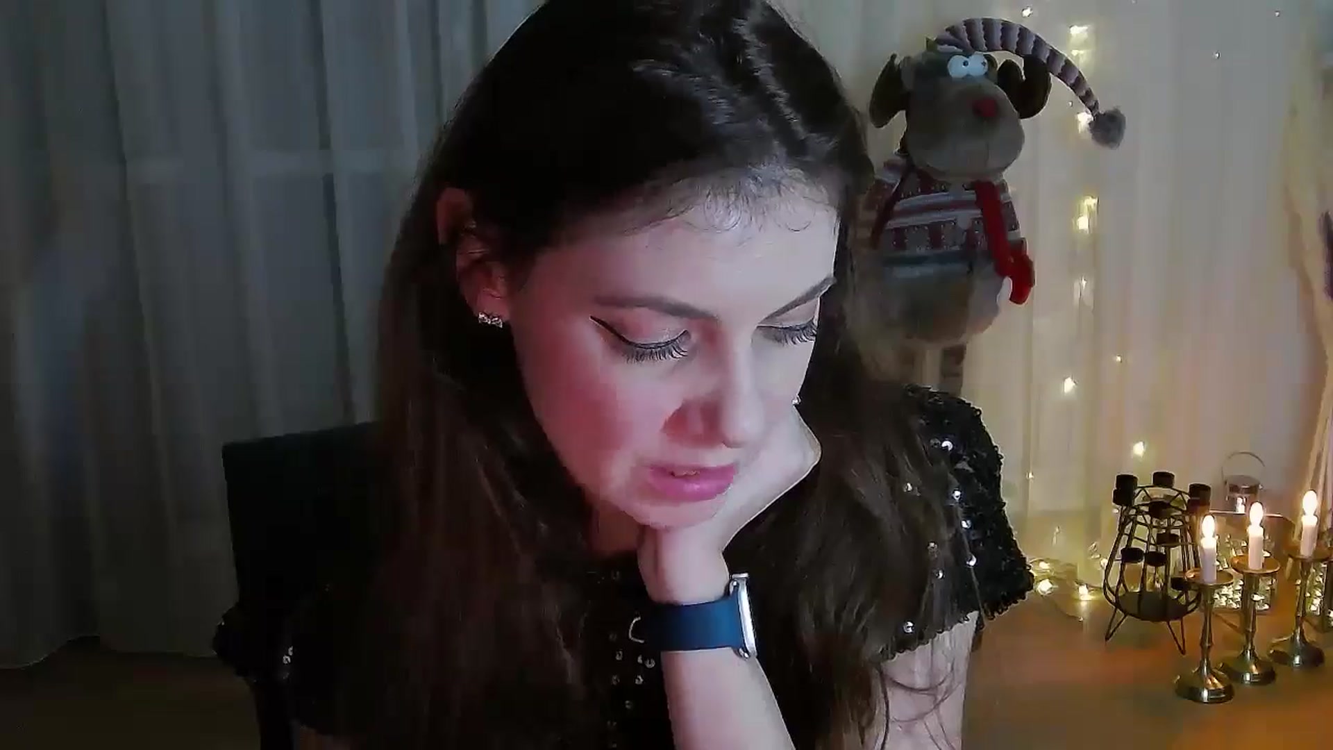 Gallery image thumbnail from MissAracely's myfreecams stream on, 11/21/2024, 21:02 image 12 of 20