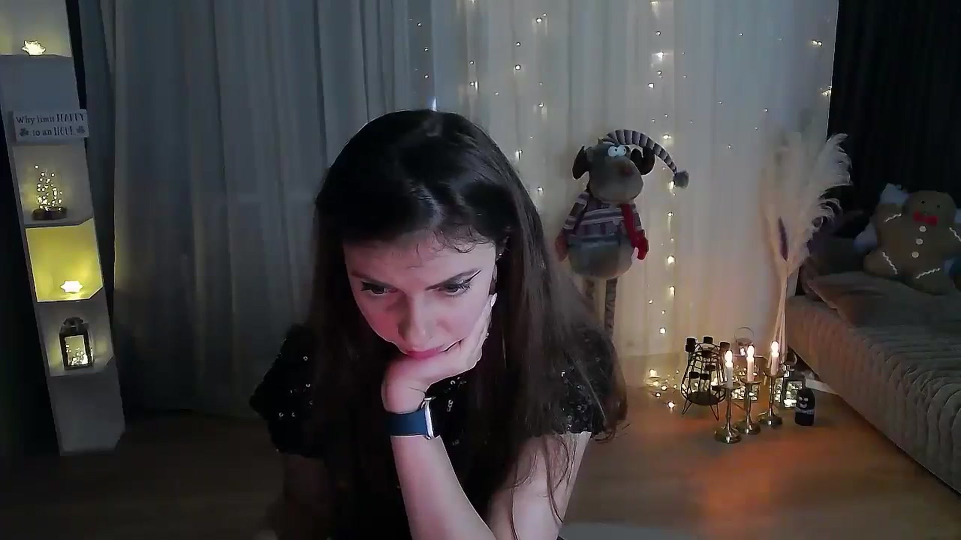 Gallery image thumbnail from MissAracely's myfreecams stream on, 11/21/2024, 21:02 image 3 of 20