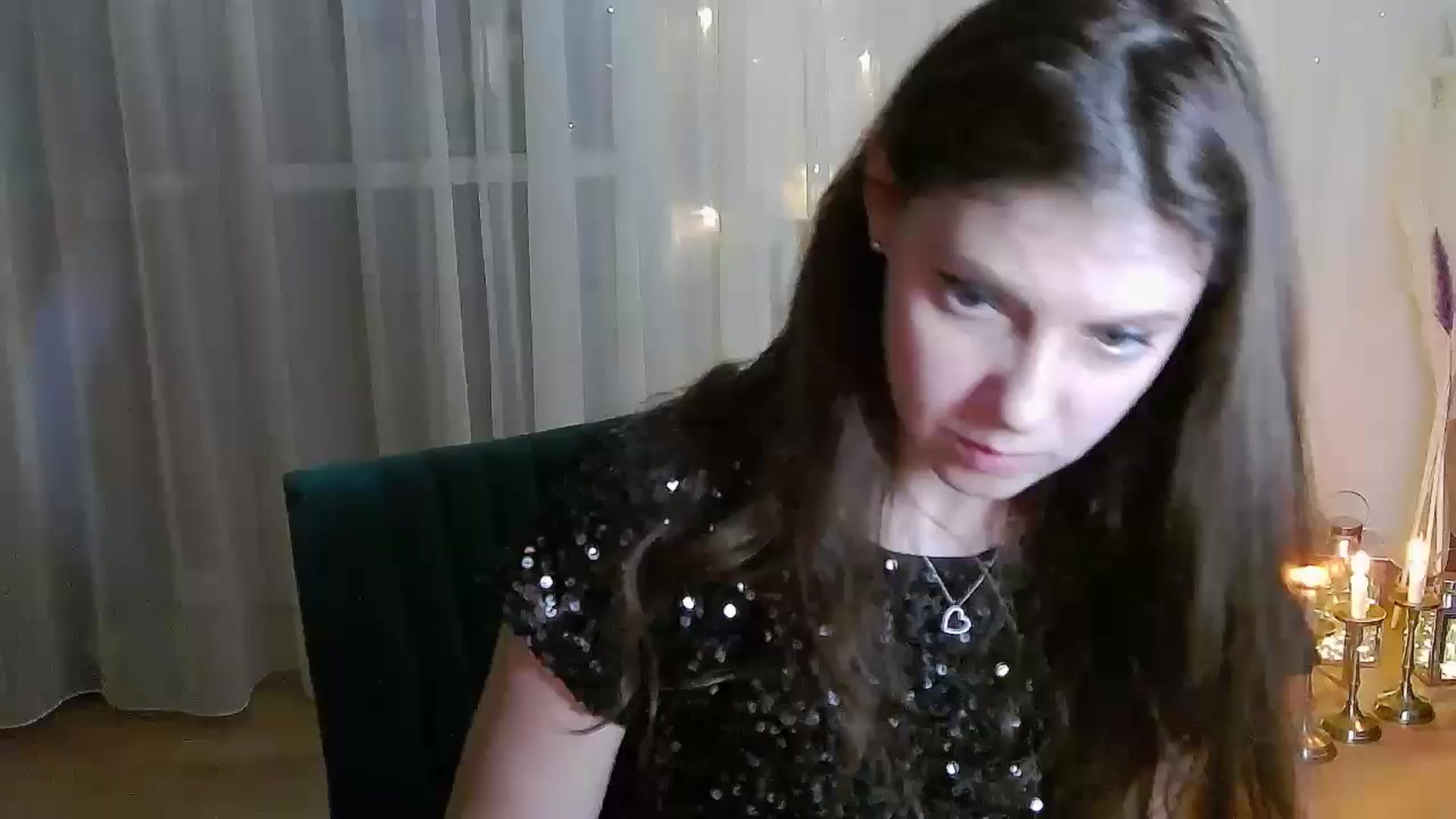 Gallery image thumbnail from MissAracely's myfreecams stream on, 11/21/2024, 21:02 image 16 of 20