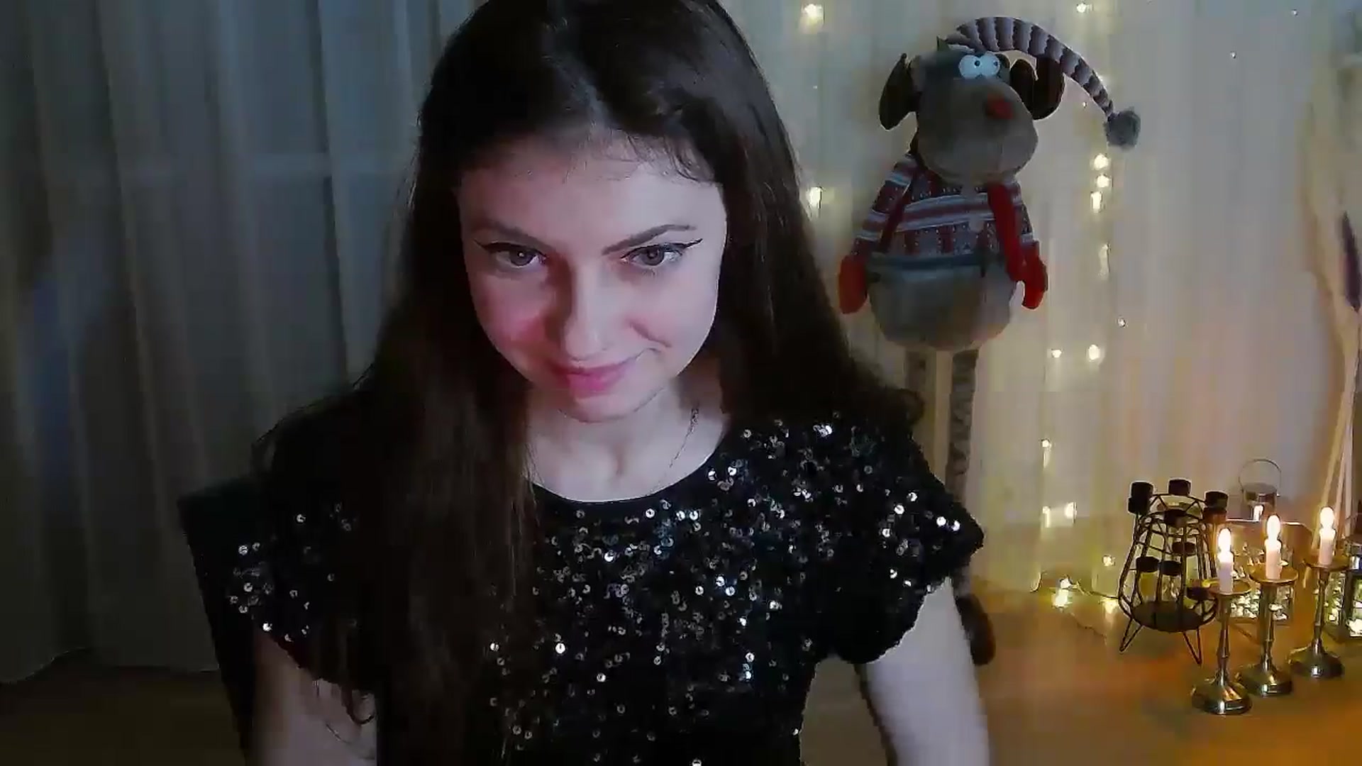 Gallery image thumbnail from MissAracely's myfreecams stream on, 11/21/2024, 21:02 image 17 of 20