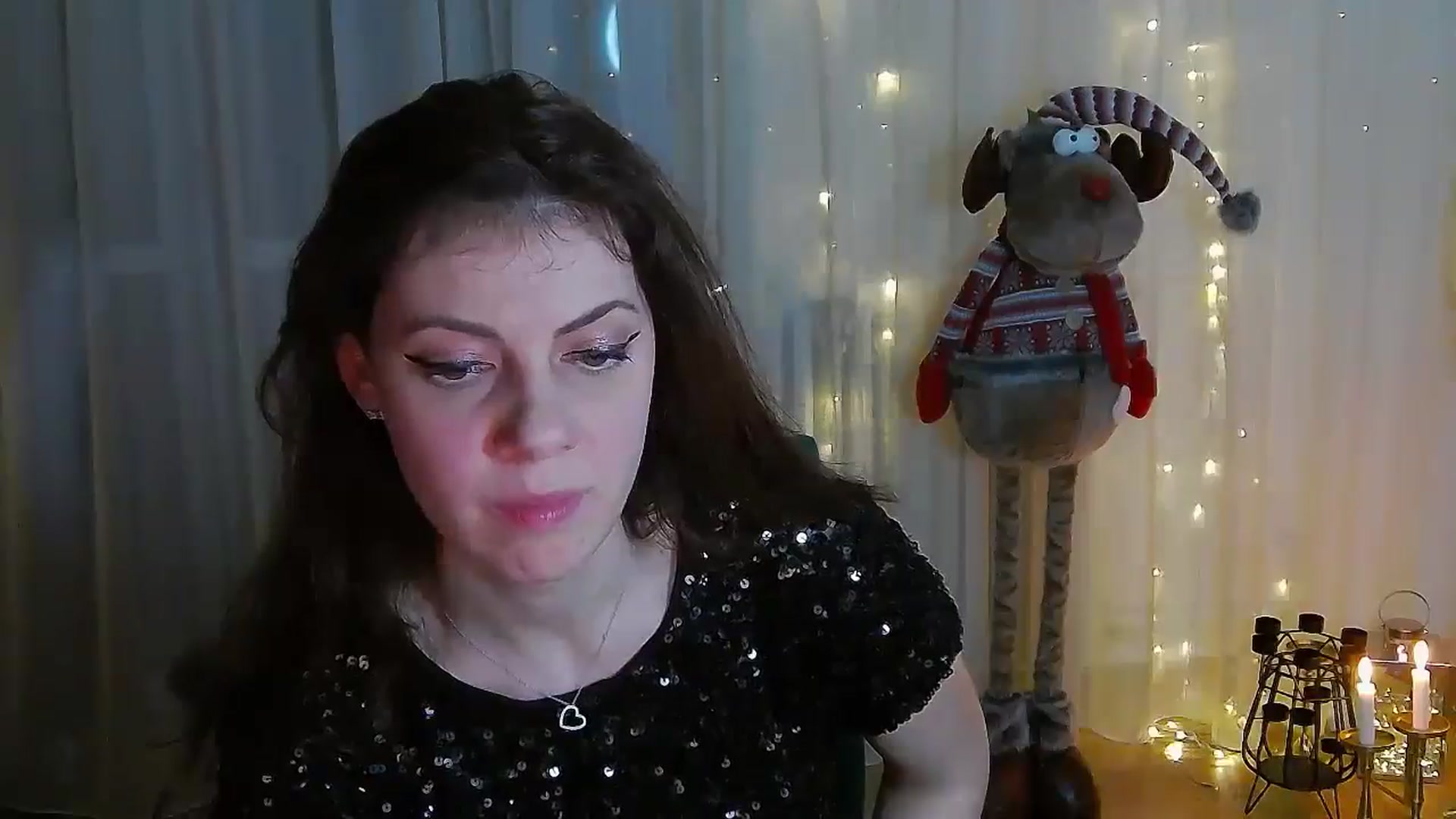 Gallery image thumbnail from MissAracely's myfreecams stream on, 11/21/2024, 21:02 image 5 of 20