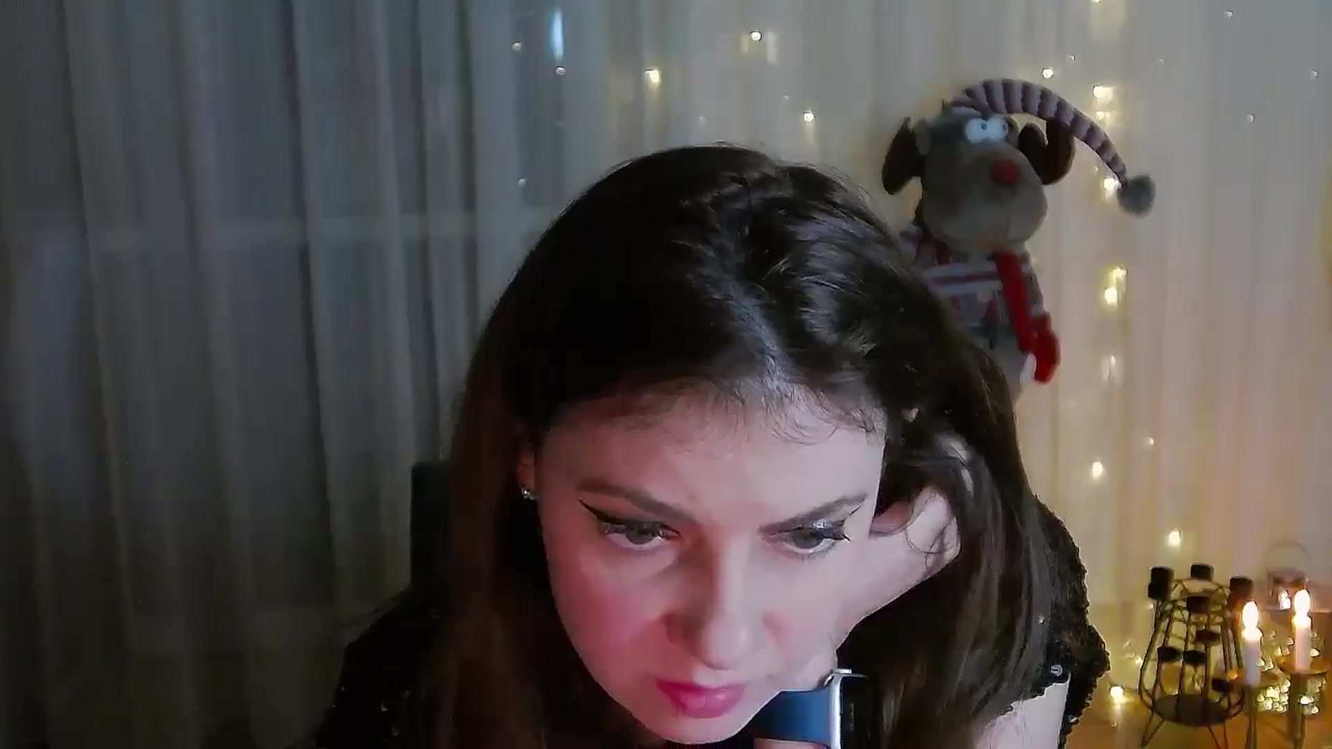 Gallery image thumbnail from MissAracely's myfreecams stream on, 11/21/2024, 21:02 image 7 of 20
