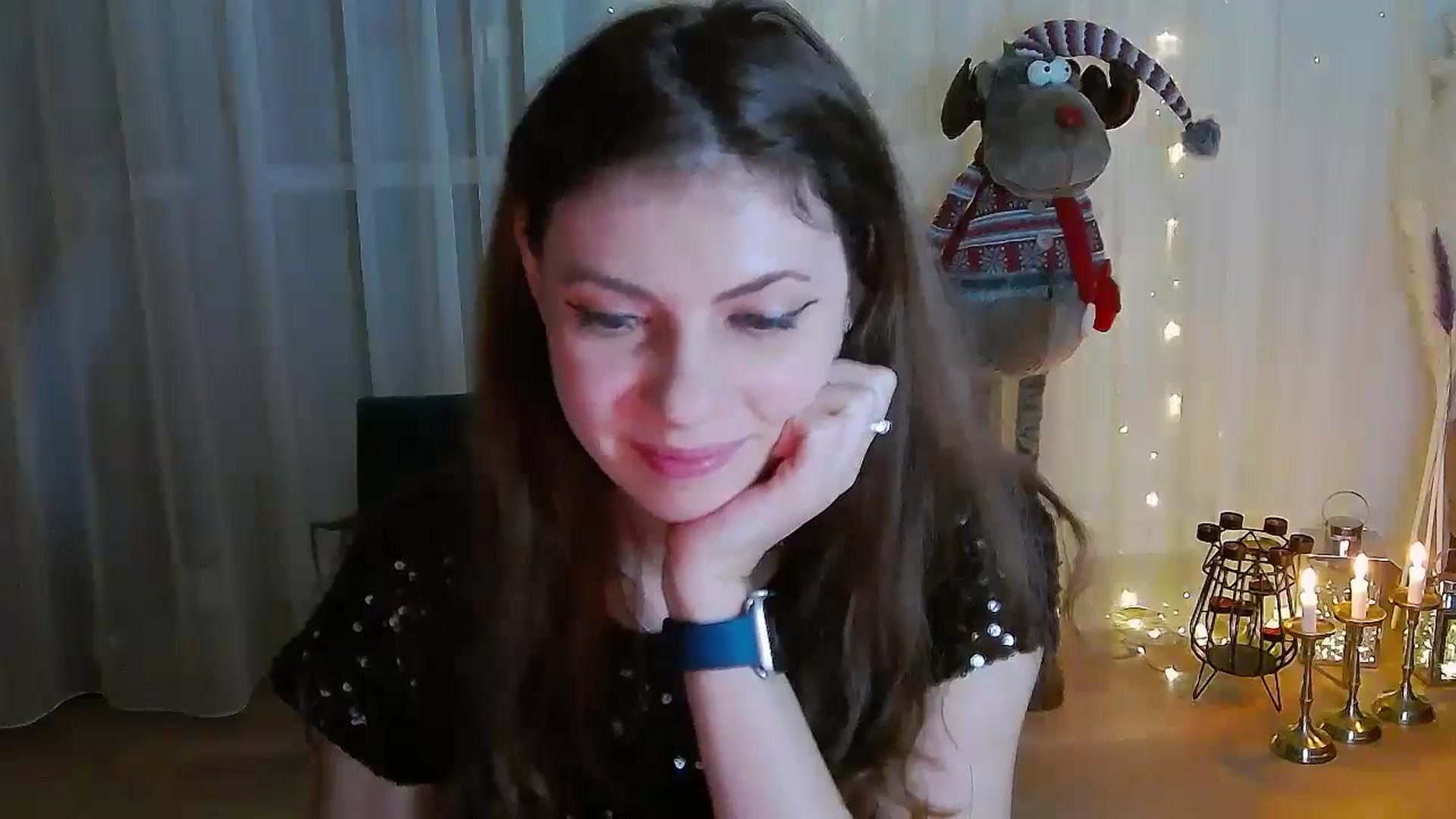 Gallery image thumbnail from MissAracely's myfreecams stream on, 11/21/2024, 21:02 image 19 of 20