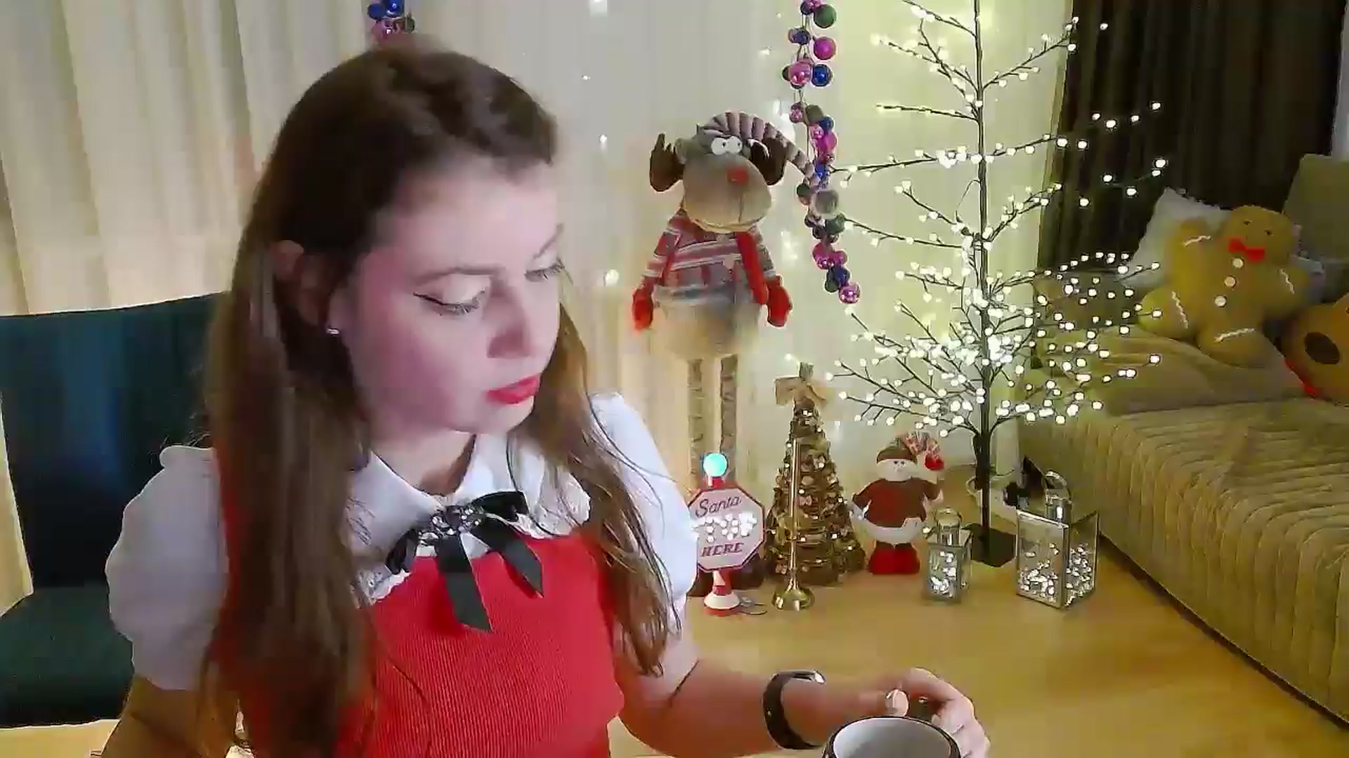 Gallery image thumbnail from MissAracely's myfreecams stream on, 11/23/2024, 17:59 image 6 of 20