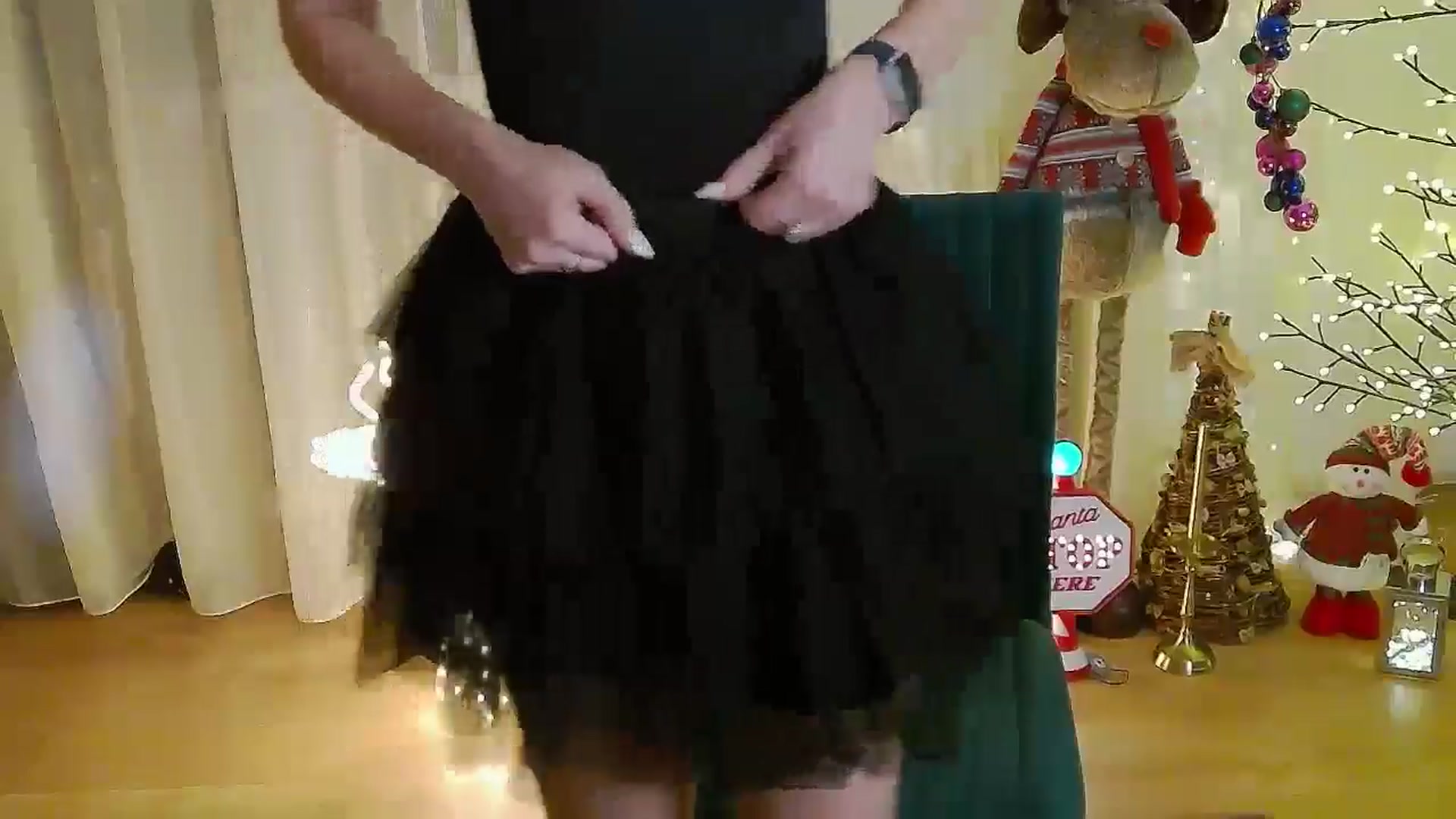 Gallery image thumbnail from MissAracely's myfreecams stream on, 11/24/2024, 23:07 image 12 of 20