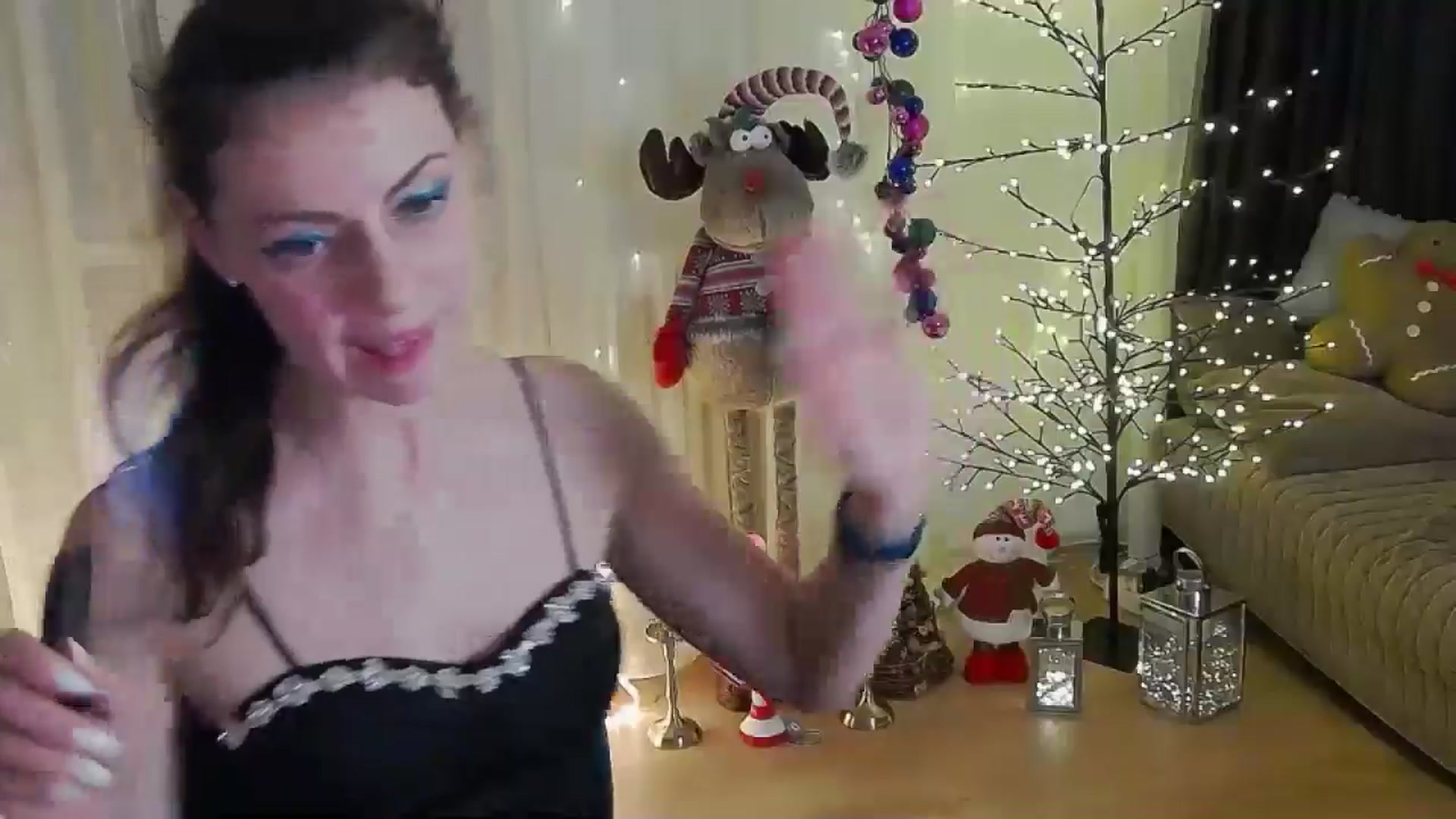 Gallery image thumbnail from MissAracely's myfreecams stream on, 11/24/2024, 23:07 image 20 of 20