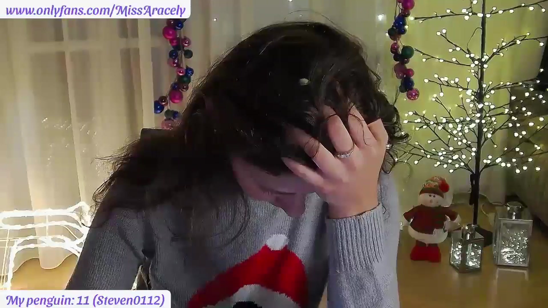 Gallery image thumbnail from MissAracely's myfreecams stream on, 12/11/2024, 19:50 image 15 of 20