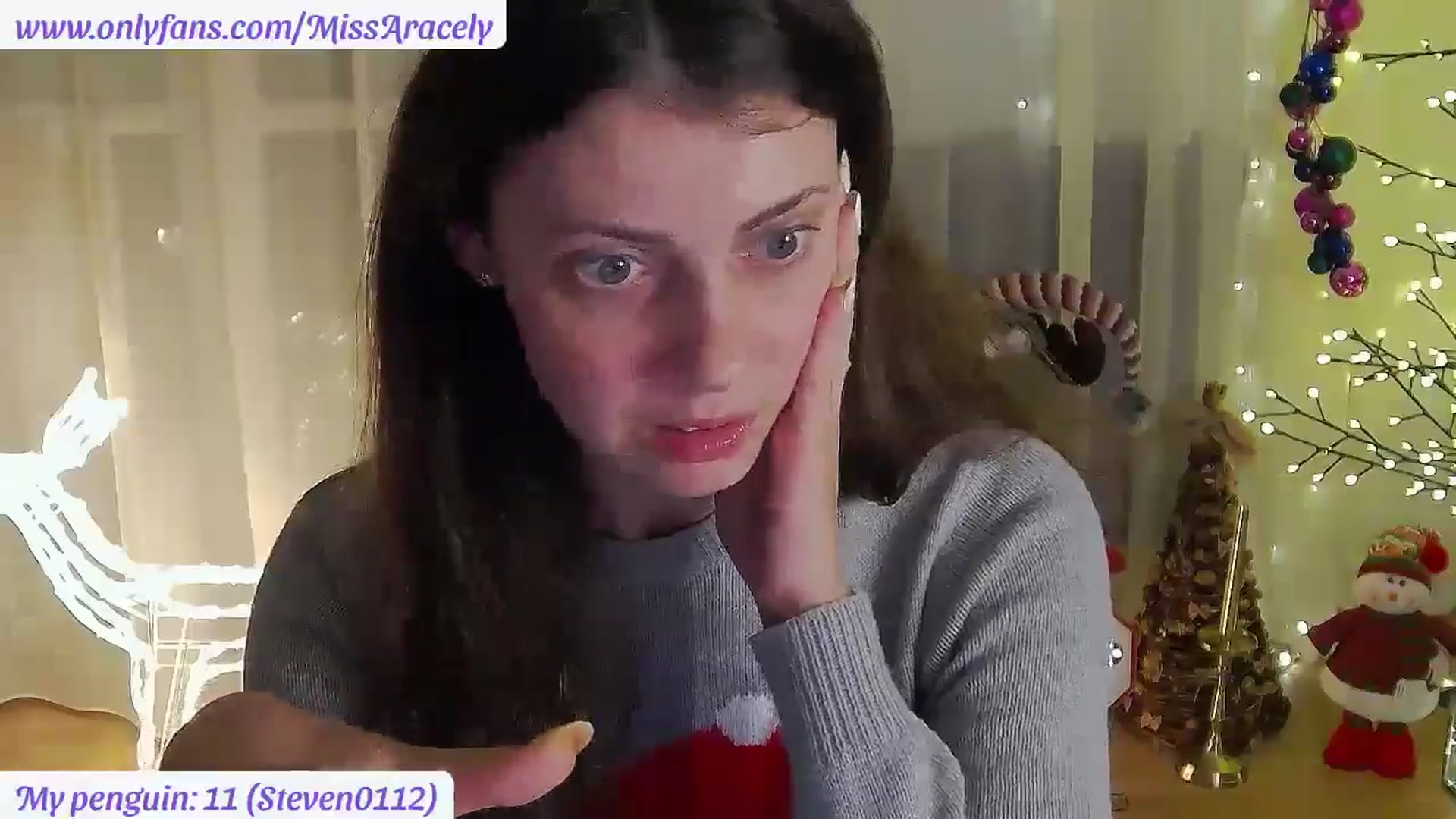 Gallery image thumbnail from MissAracely's myfreecams stream on, 12/11/2024, 20:18 image 13 of 20