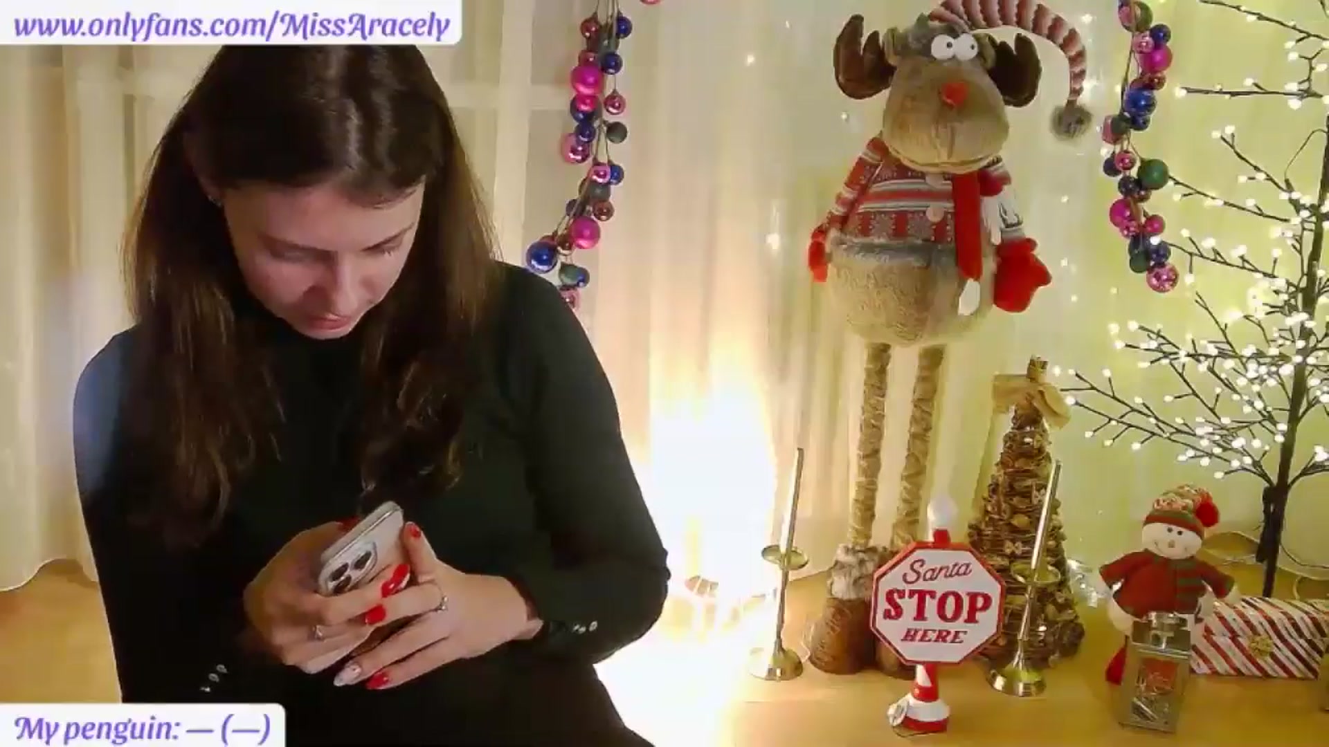 Gallery image thumbnail from MissAracely's myfreecams stream on, 12/19/2024, 22:38 image 13 of 20