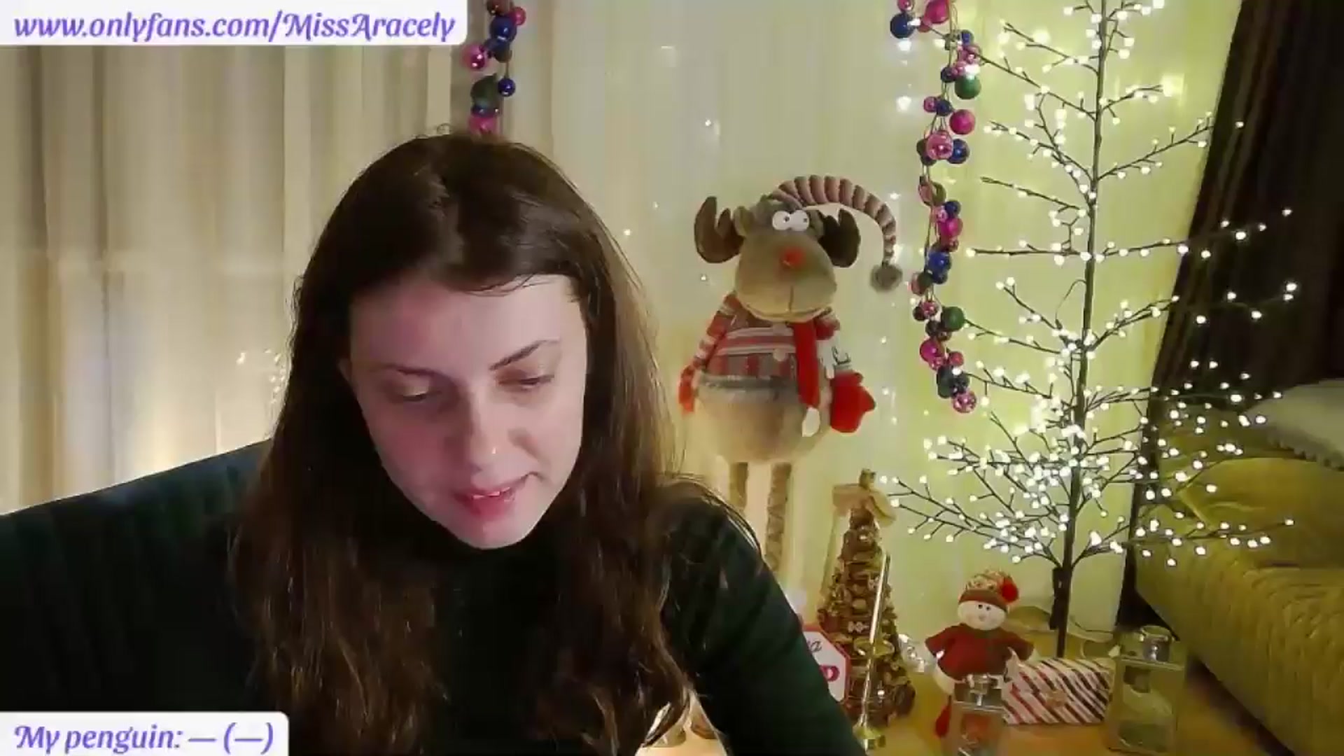 Gallery image thumbnail from MissAracely's myfreecams stream on, 12/19/2024, 22:38 image 1 of 20