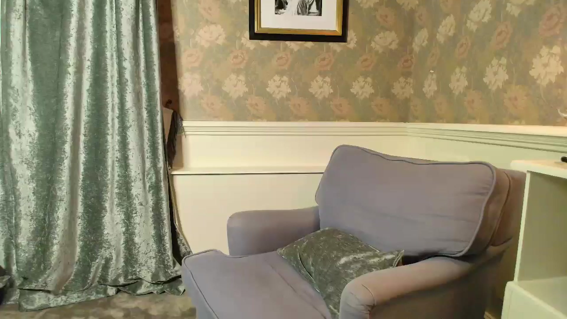Gallery image thumbnail from MissAracely's myfreecams stream on, 12/23/2024, 22:49 image 1 of 20