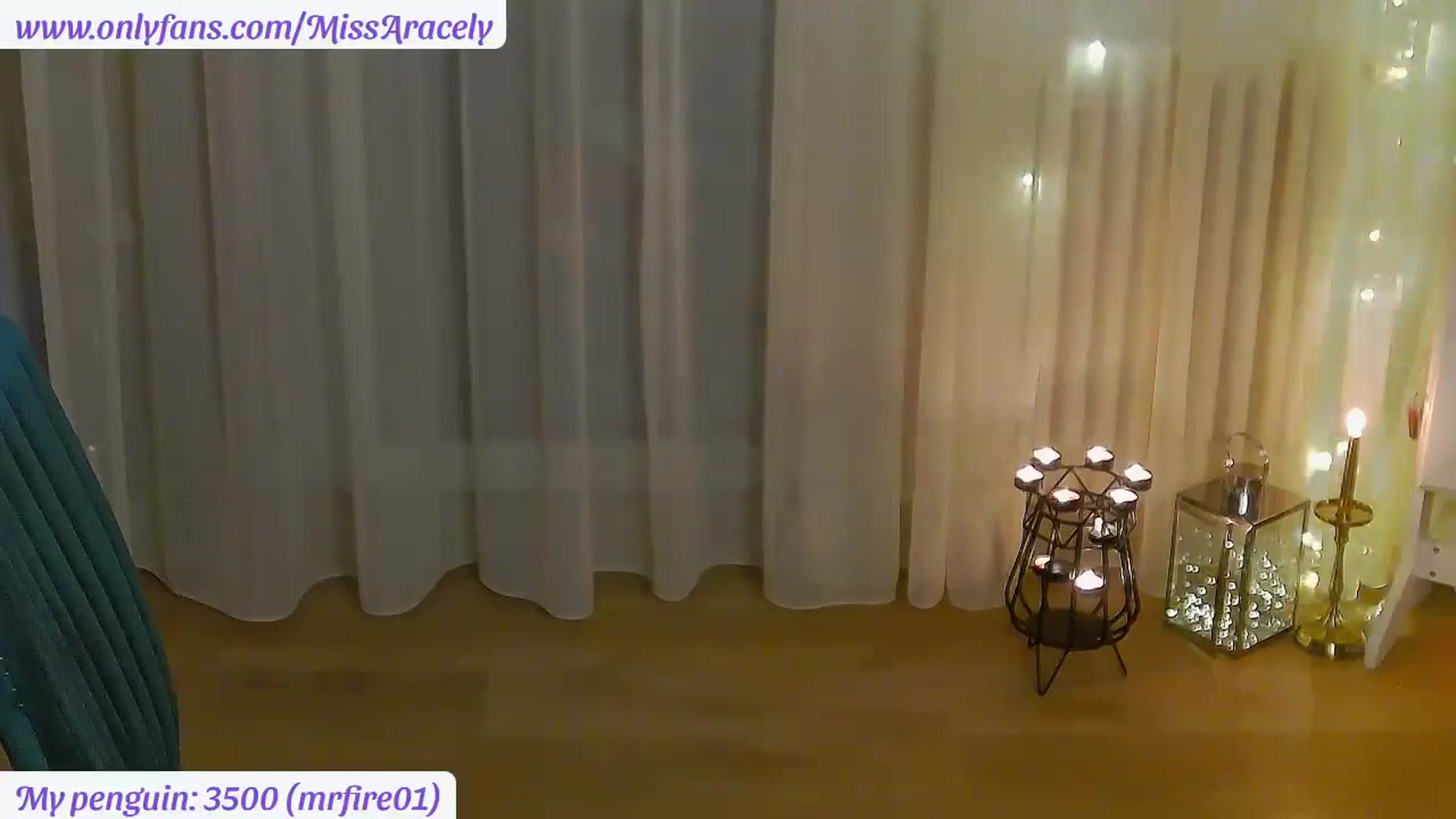 Gallery image thumbnail from MissAracely's myfreecams stream on, 02/17/2025, 20:57 image 15 of 20