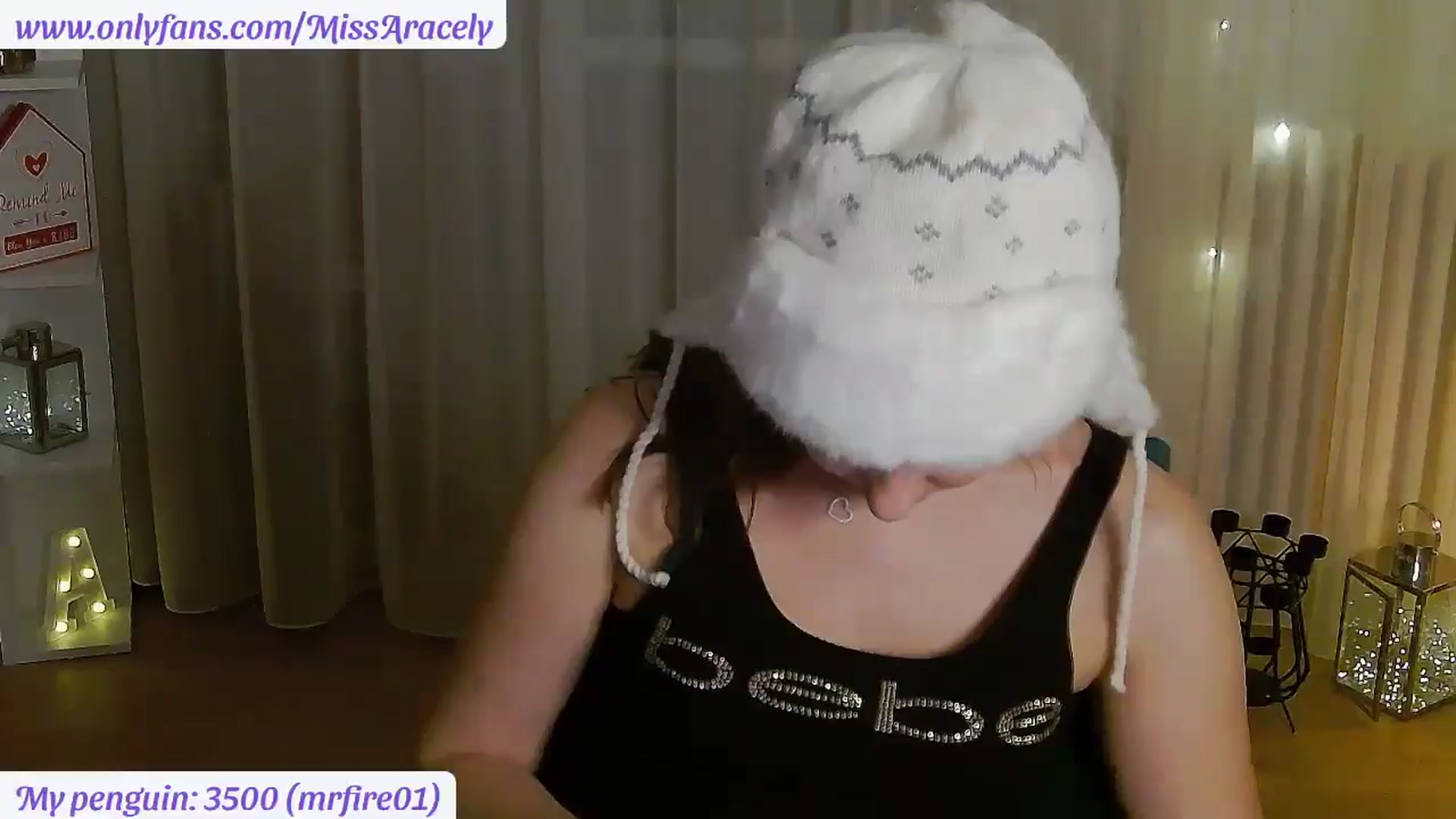 Gallery image thumbnail from MissAracely's myfreecams stream on, 02/18/2025, 02:04 image 18 of 20