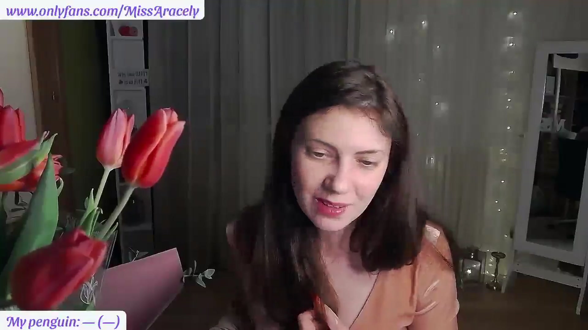 Gallery image thumbnail from MissAracely's myfreecams stream on, 03/11/2025, 18:48 image 7 of 20