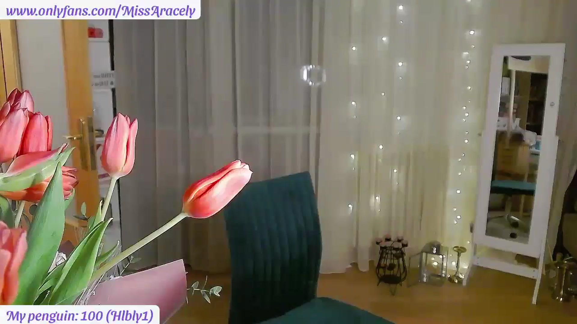 Gallery image thumbnail from MissAracely's myfreecams stream on, 03/11/2025, 23:06 image 12 of 20