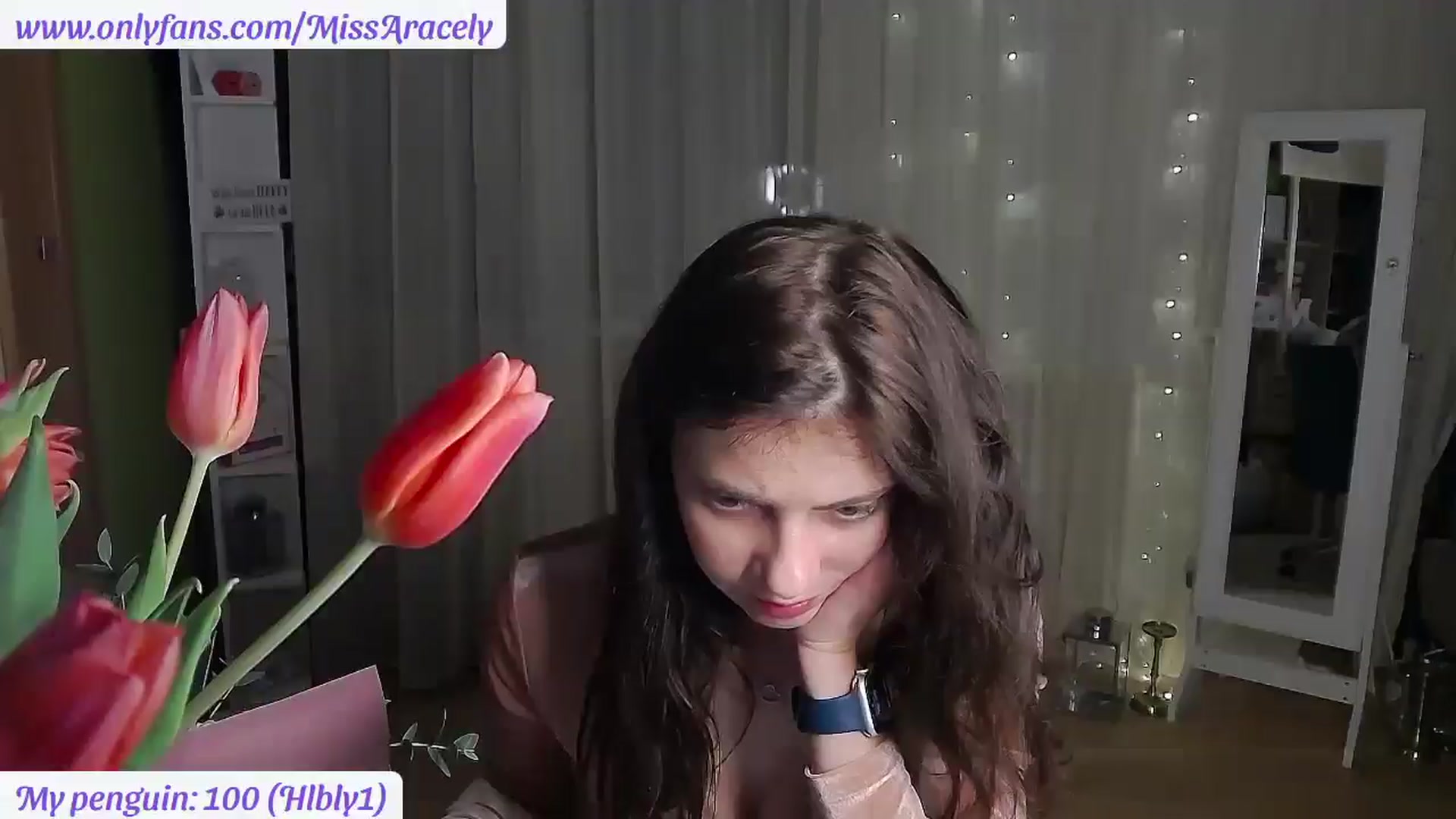 Gallery image thumbnail from MissAracely's myfreecams stream on, 03/11/2025, 23:06 image 1 of 20