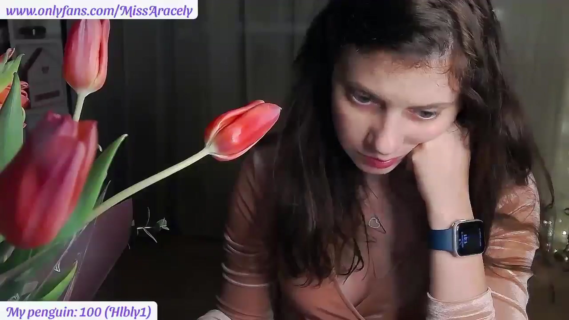 Gallery image thumbnail from MissAracely's myfreecams stream on, 03/11/2025, 23:46 image 19 of 20