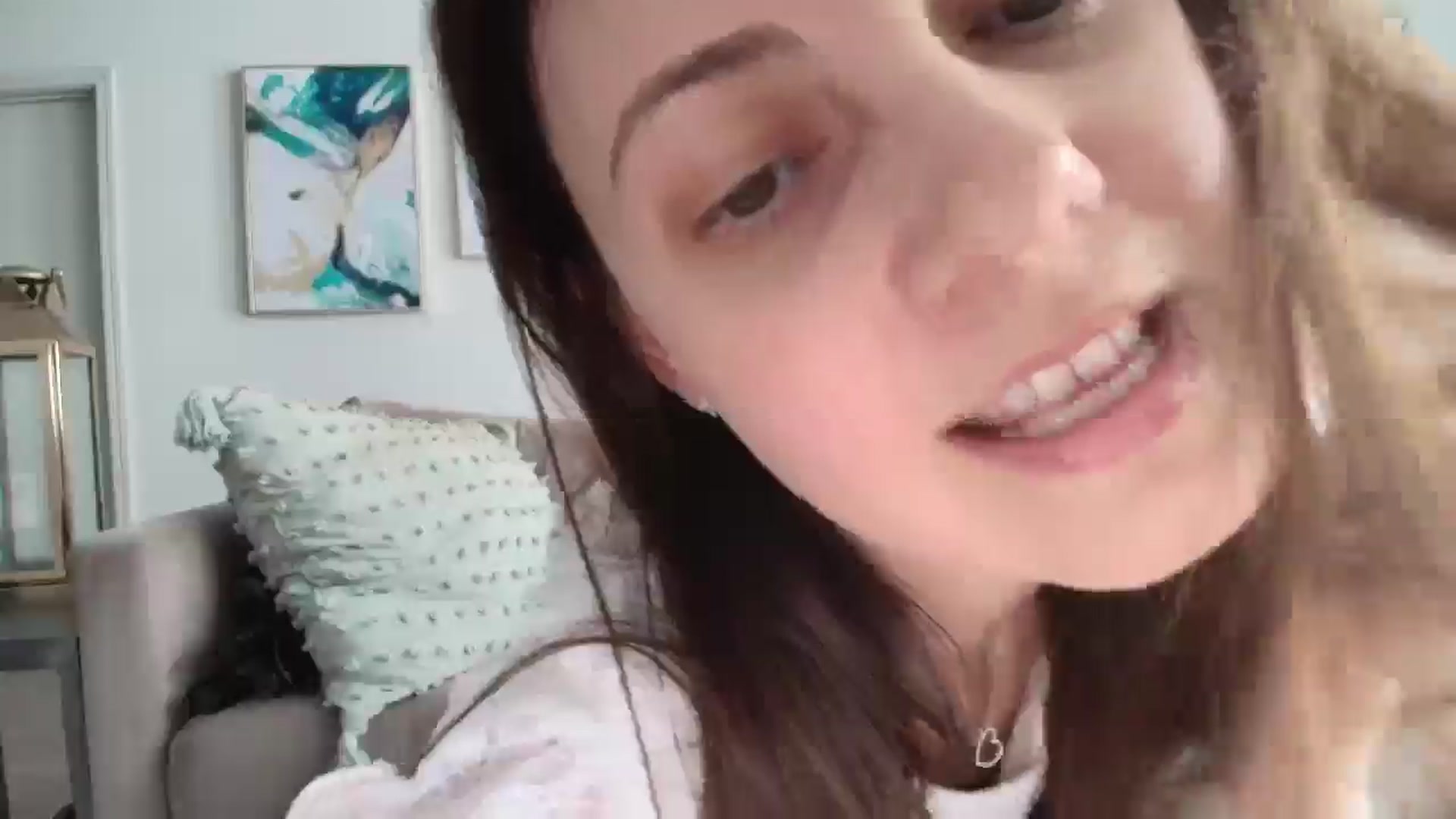 Gallery image thumbnail from MissAracely's myfreecams stream on, 03/19/2025, 23:02 image 10 of 20