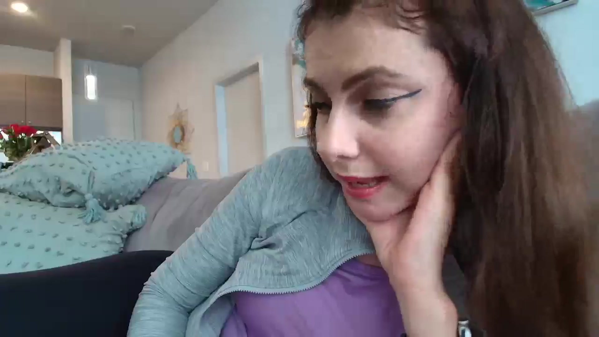 Gallery image thumbnail from MissAracely's myfreecams stream on, 03/20/2025, 23:37 image 2 of 20