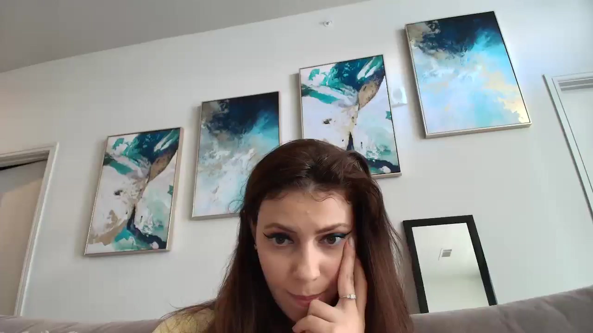 Gallery image thumbnail from MissAracely's myfreecams stream on, 04/11/2025, 20:21 image 6 of 20