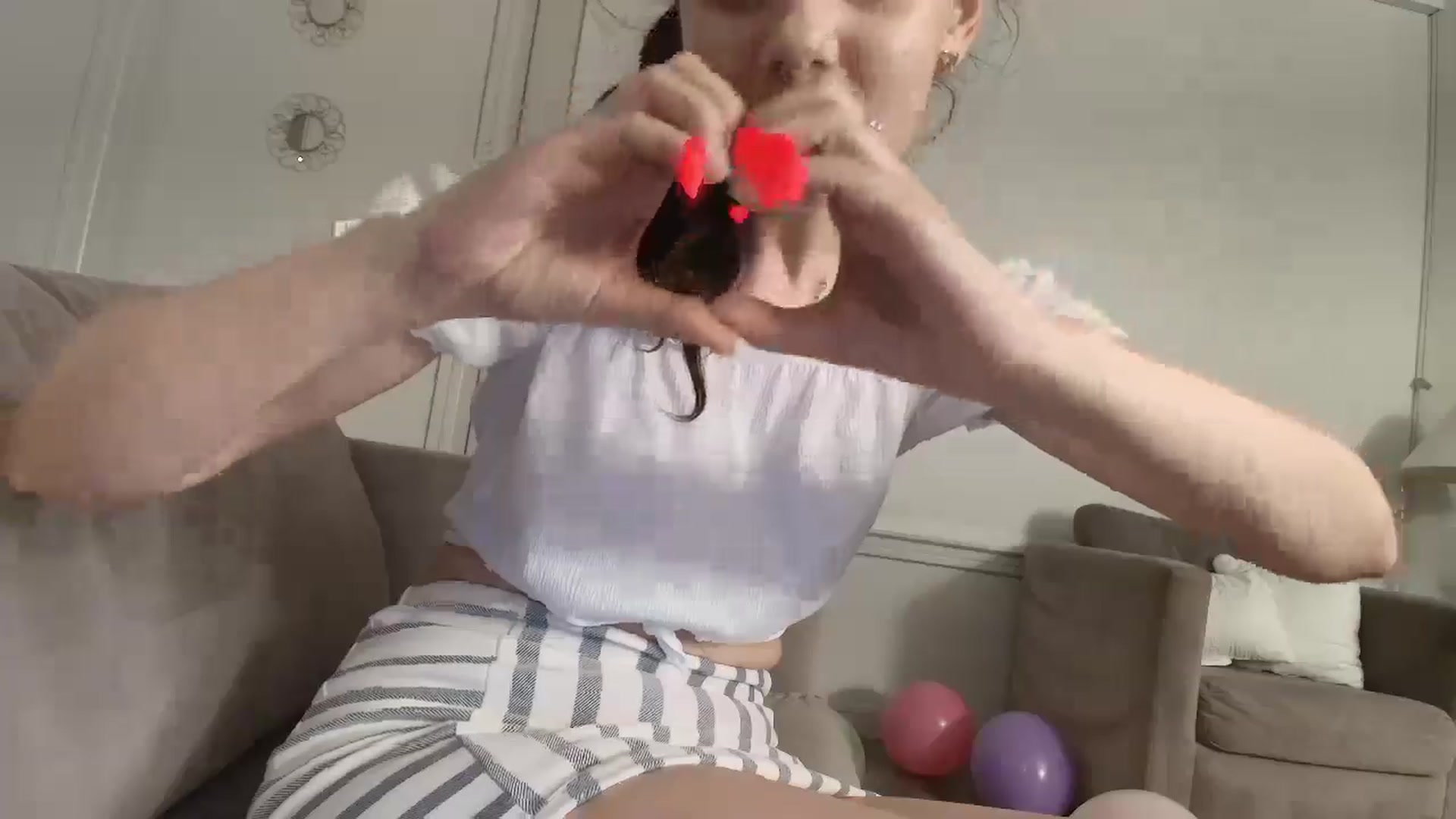 Gallery image thumbnail from MissAracely's myfreecams stream on, 04/15/2025, 02:02 image 8 of 20