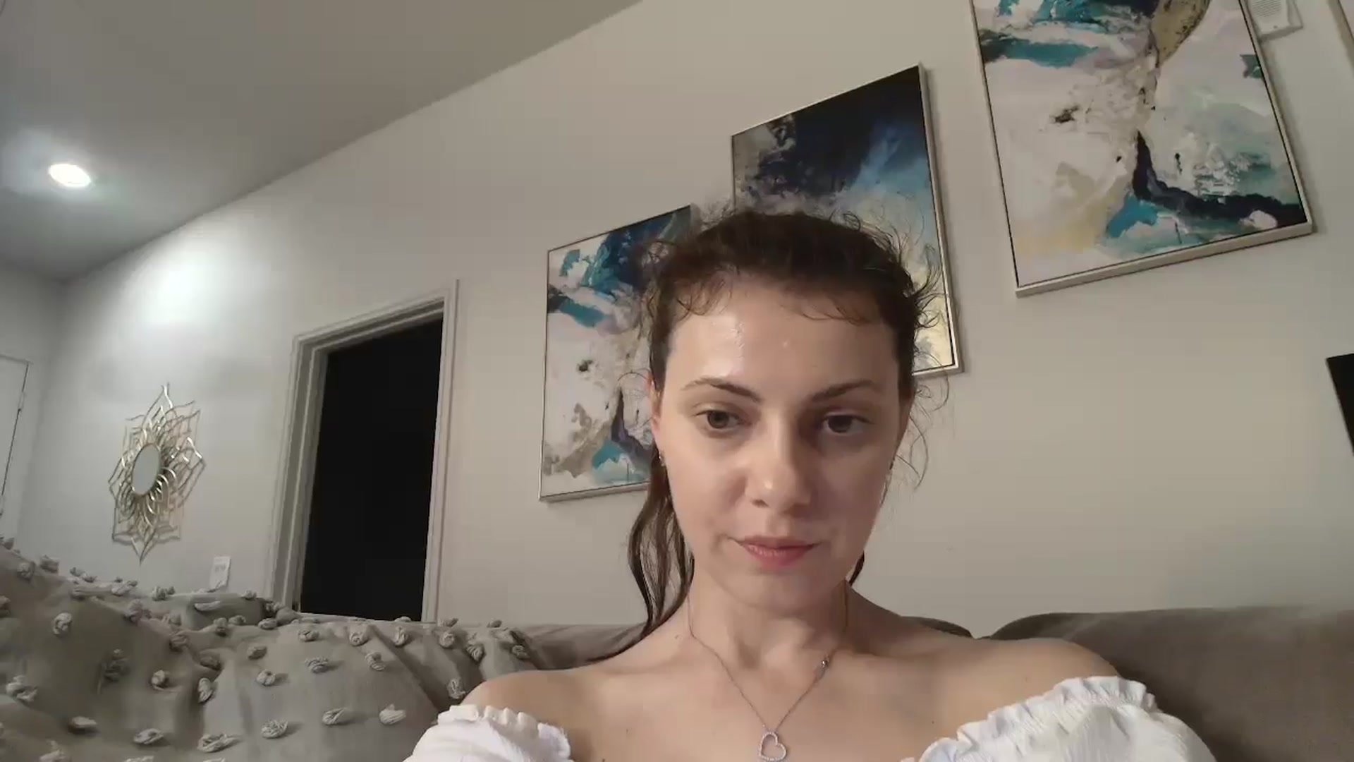 Gallery image thumbnail from MissAracely's myfreecams stream on, 04/15/2025, 02:02 image 4 of 20