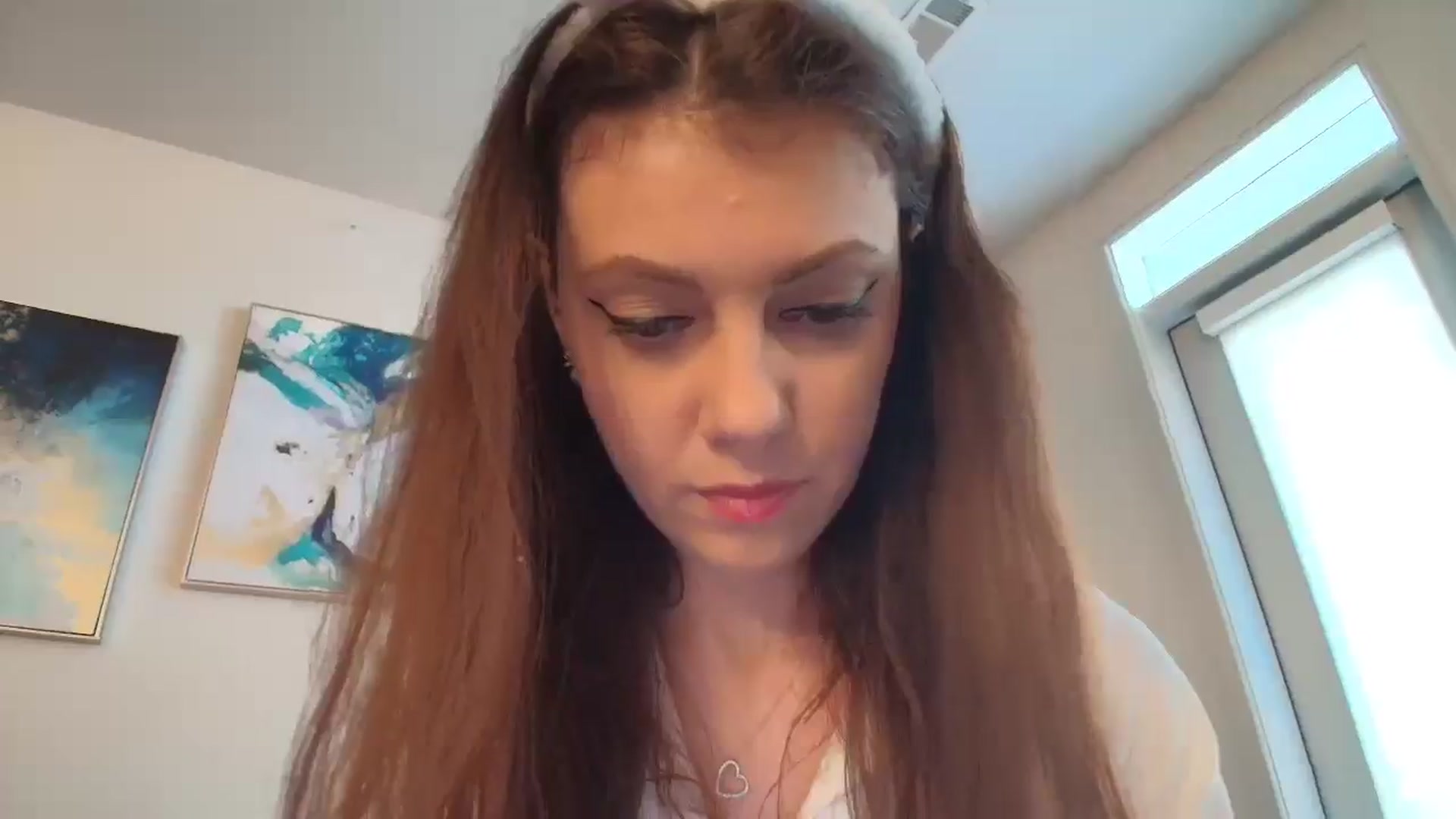 Gallery image thumbnail from MissAracely's myfreecams stream on, 04/16/2025, 23:56 image 7 of 20