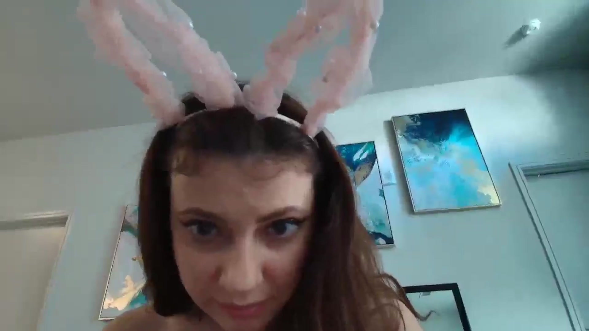Gallery image thumbnail from MissAracely's myfreecams stream on, 04/22/2025, 02:04 image 11 of 20