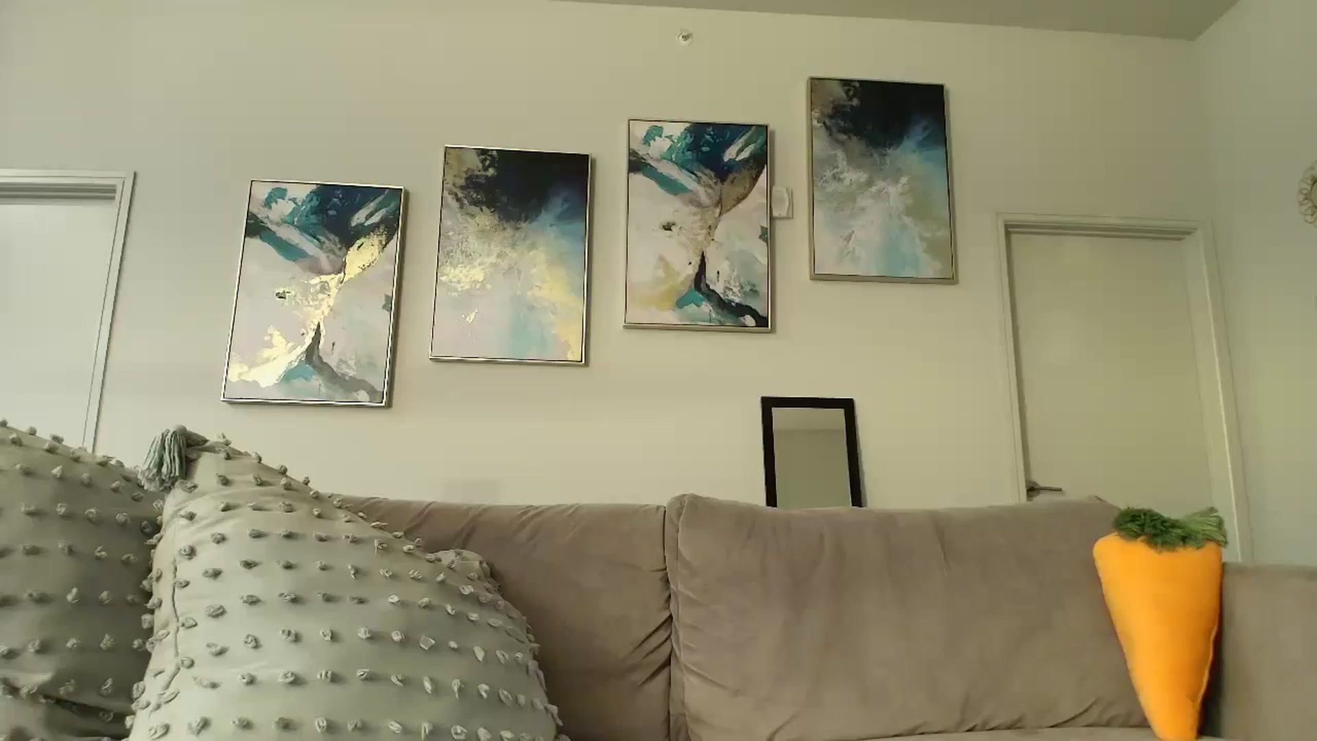 Gallery image thumbnail from MissAracely's myfreecams stream on, 04/22/2025, 02:04 image 18 of 20