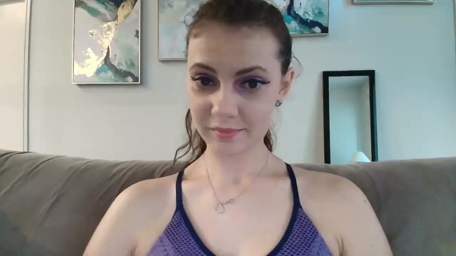 Gallery image thumbnail from MissAracely's myfreecams stream on, 04/23/2025, 24:55 image 18 of 20