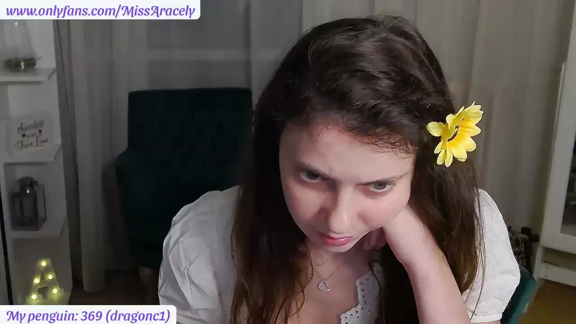 Gallery image thumbnail from MissAracely's myfreecams stream on, 06/07/2025, 22:33 image 1 of 20