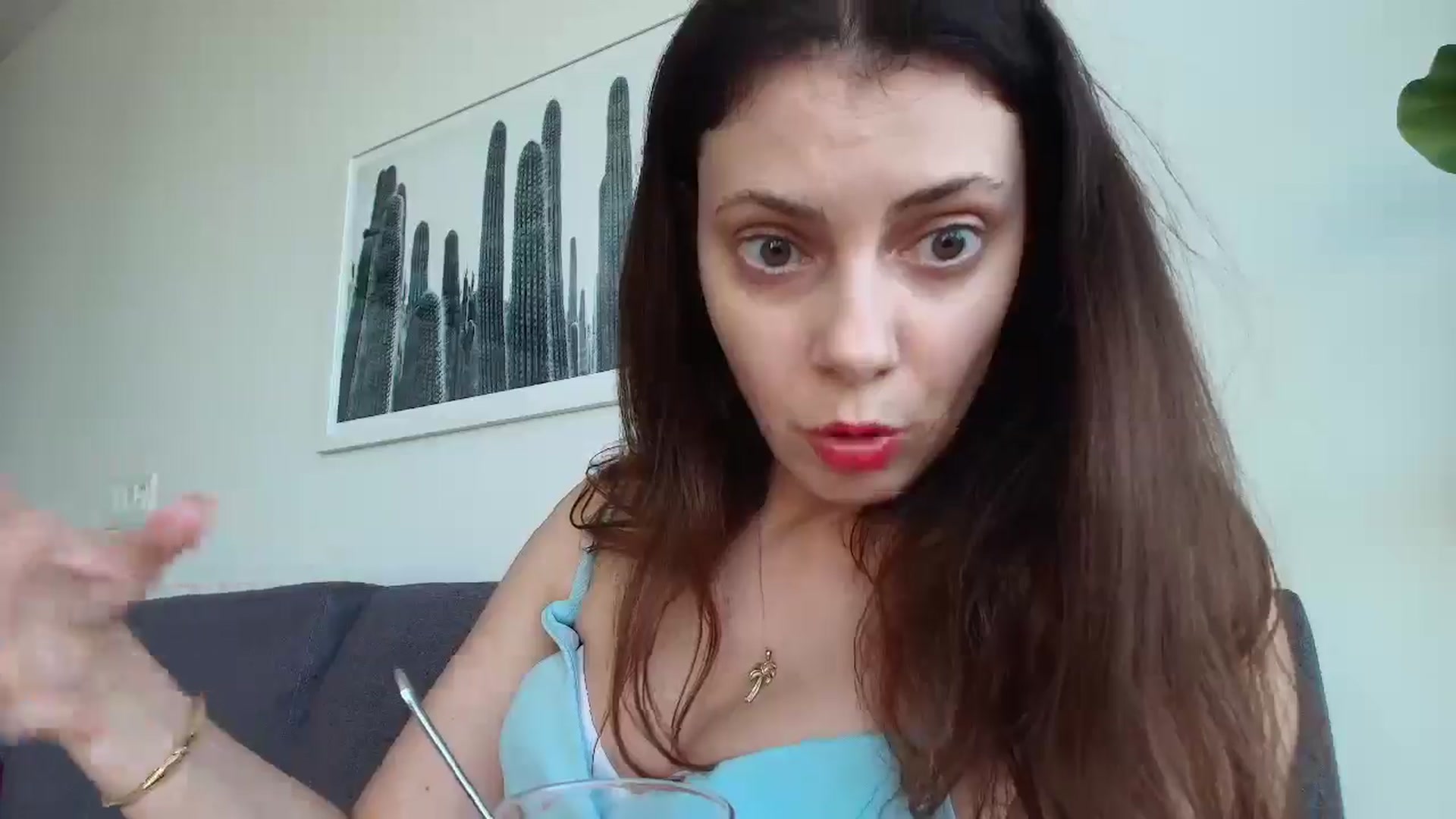 Gallery image thumbnail from MissAracely's myfreecams stream on, 08/07/2025, 24:49 image 6 of 20