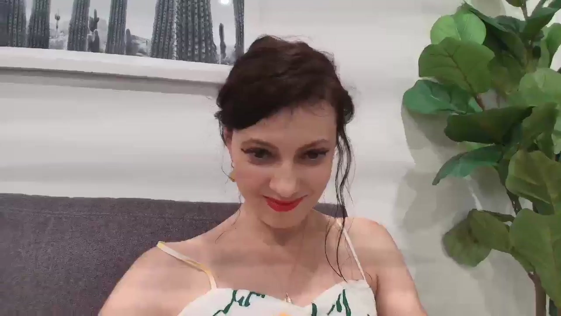 Gallery image thumbnail from MissAracely's myfreecams stream on, 08/08/2025, 02:50 image 9 of 20