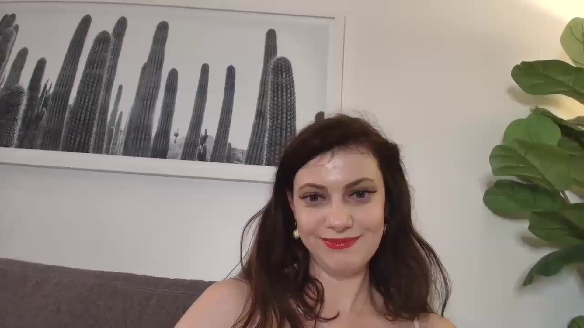 Gallery image thumbnail from MissAracely's myfreecams stream on, 08/08/2025, 02:50 image 14 of 20