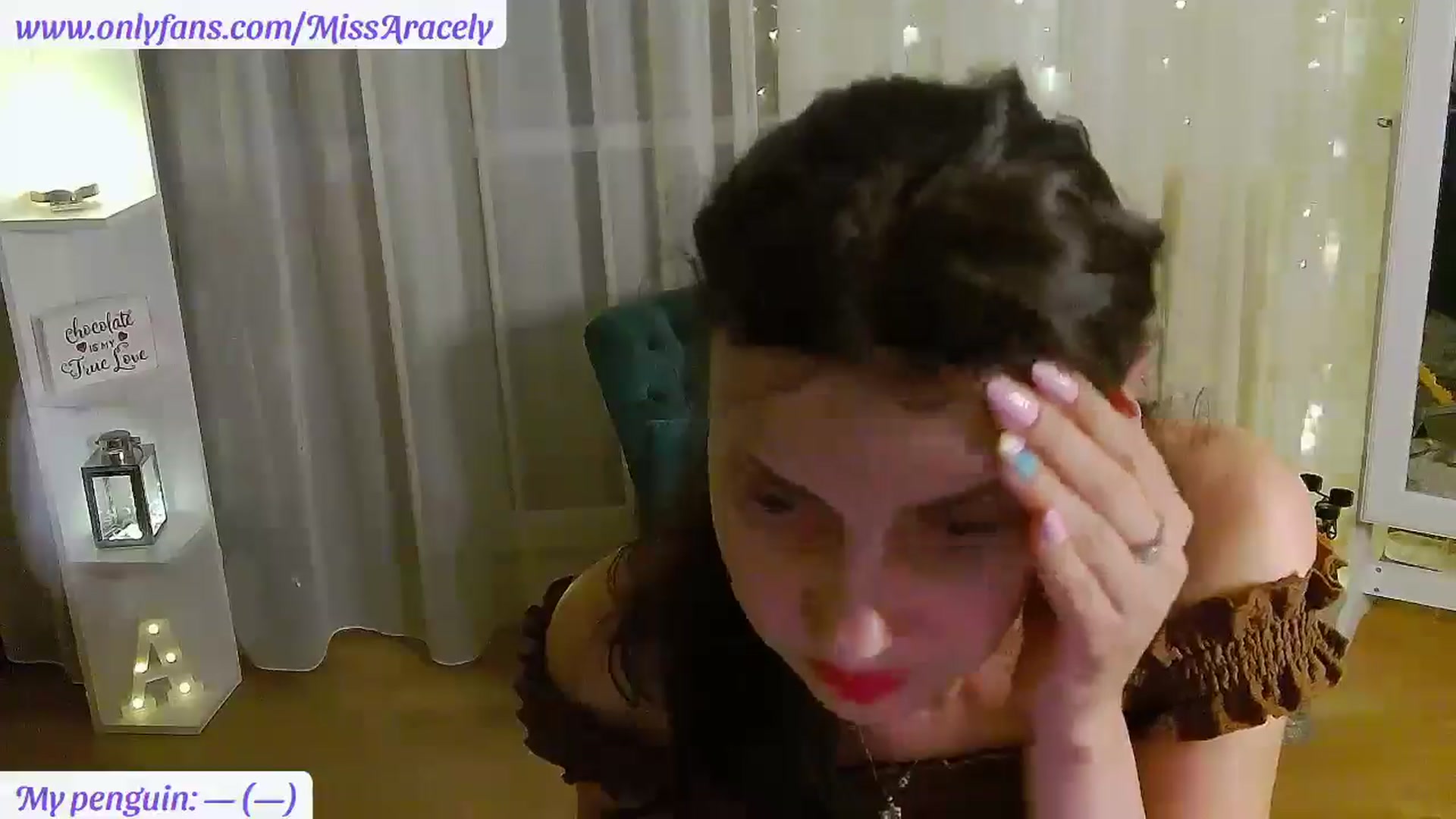 Gallery image thumbnail from MissAracely's myfreecams stream on, 09/13/2025, 23:27 image 2 of 20