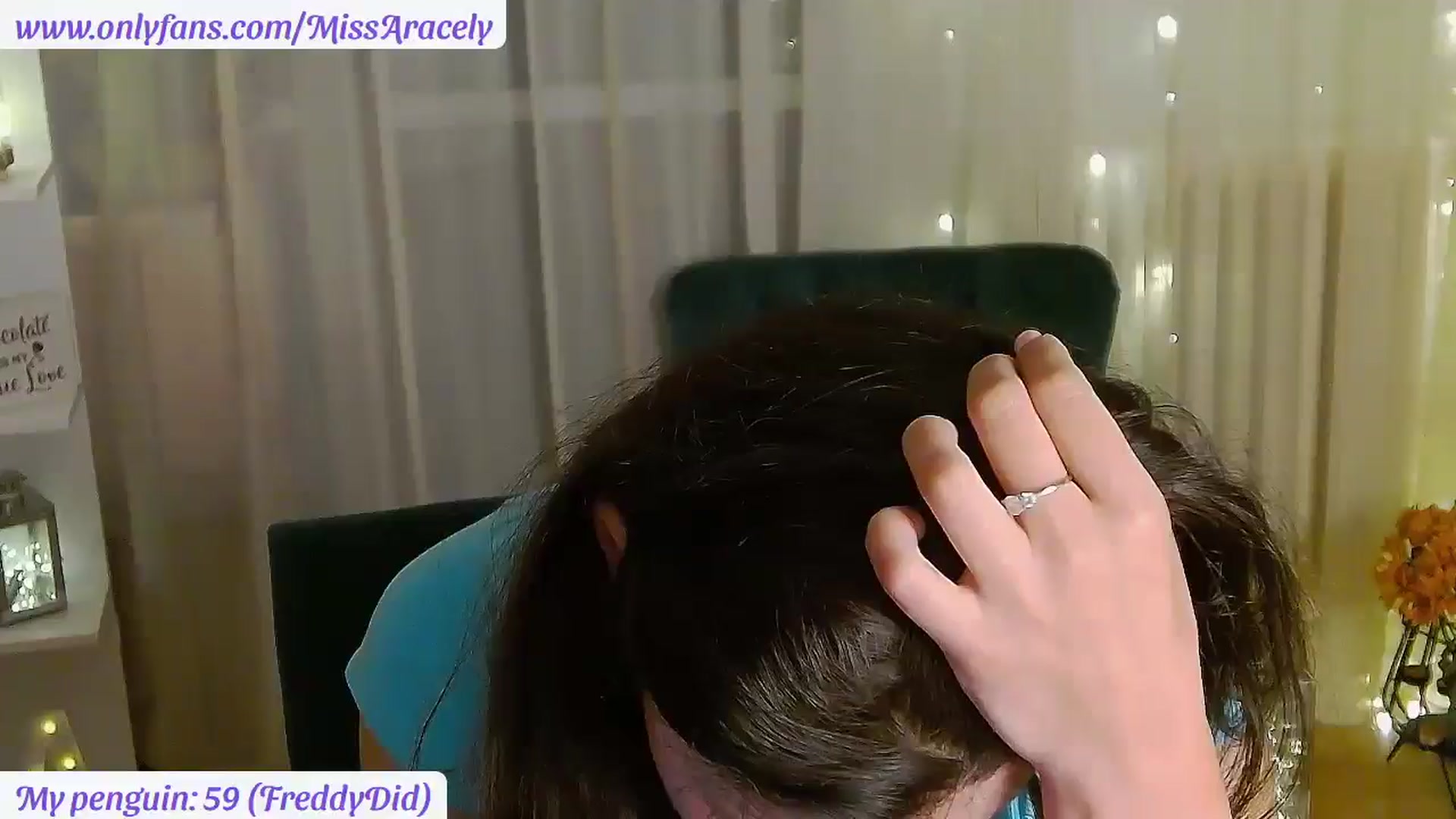 Gallery image thumbnail from MissAracely's myfreecams stream on, 09/21/2025, 21:57 image 14 of 20