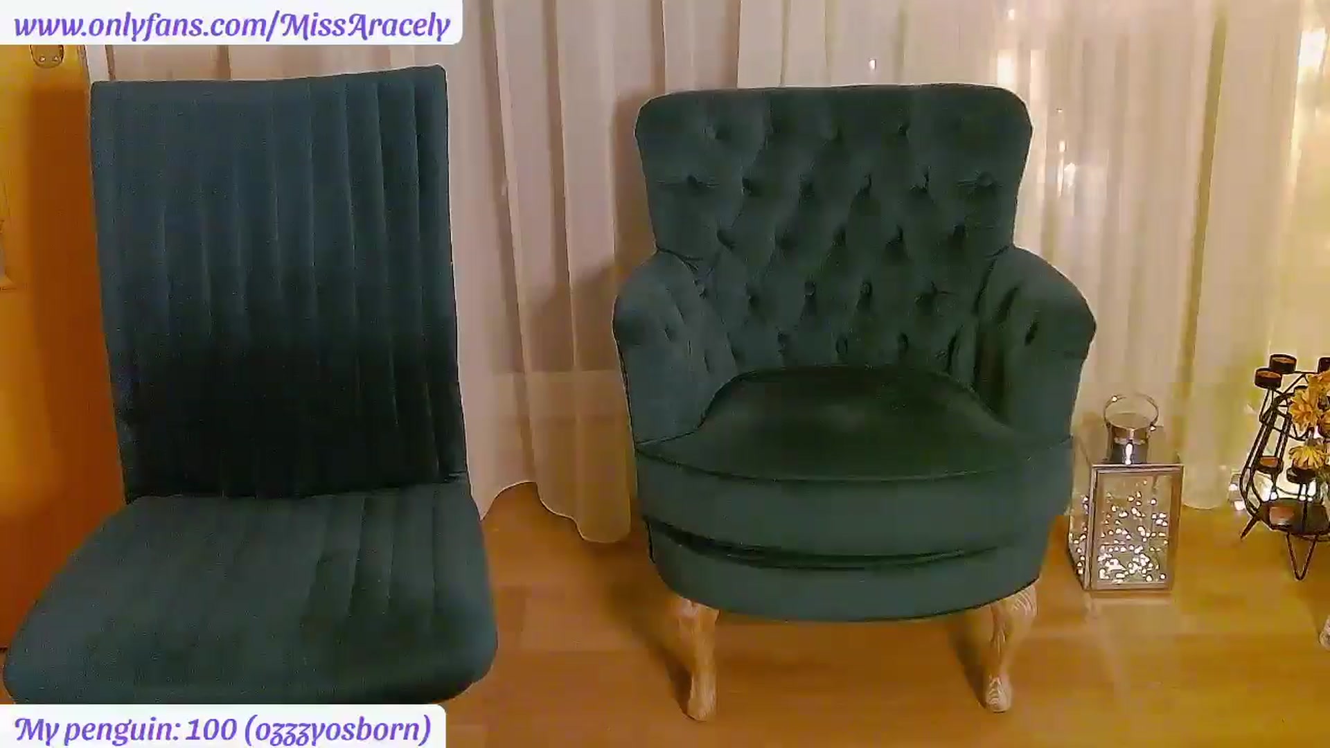 Gallery image thumbnail from MissAracely's myfreecams stream on, 09/22/2025, 21:27 image 15 of 20