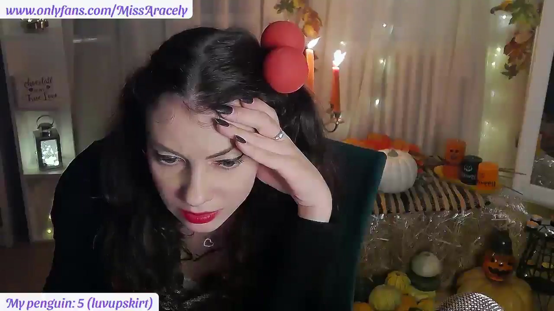 Gallery image thumbnail from MissAracely's myfreecams stream on, 10/25/2025, 23:37 image 19 of 20
