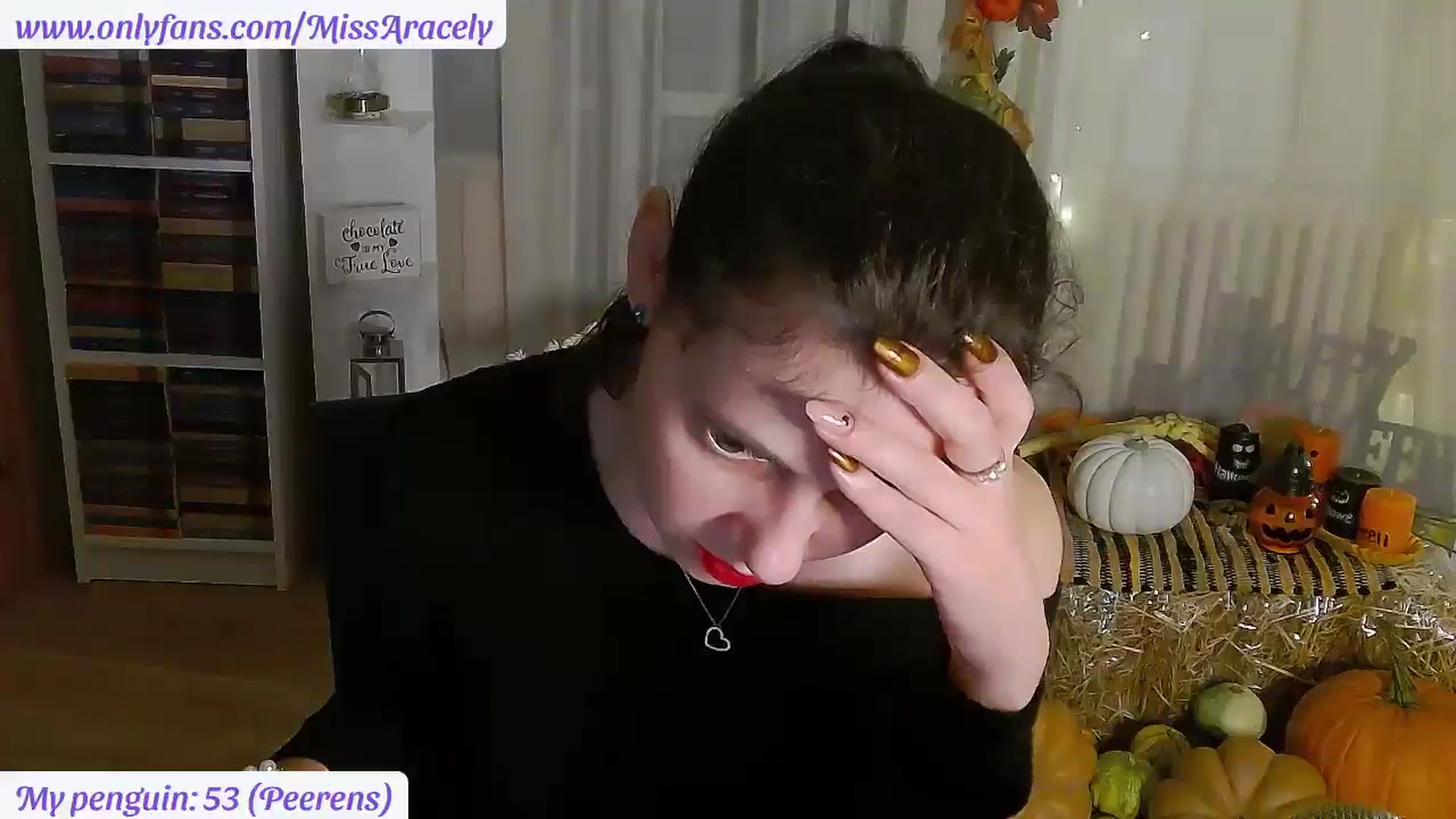 Gallery image thumbnail from MissAracely's myfreecams stream on, 11/03/2025, 22:20 image 14 of 20