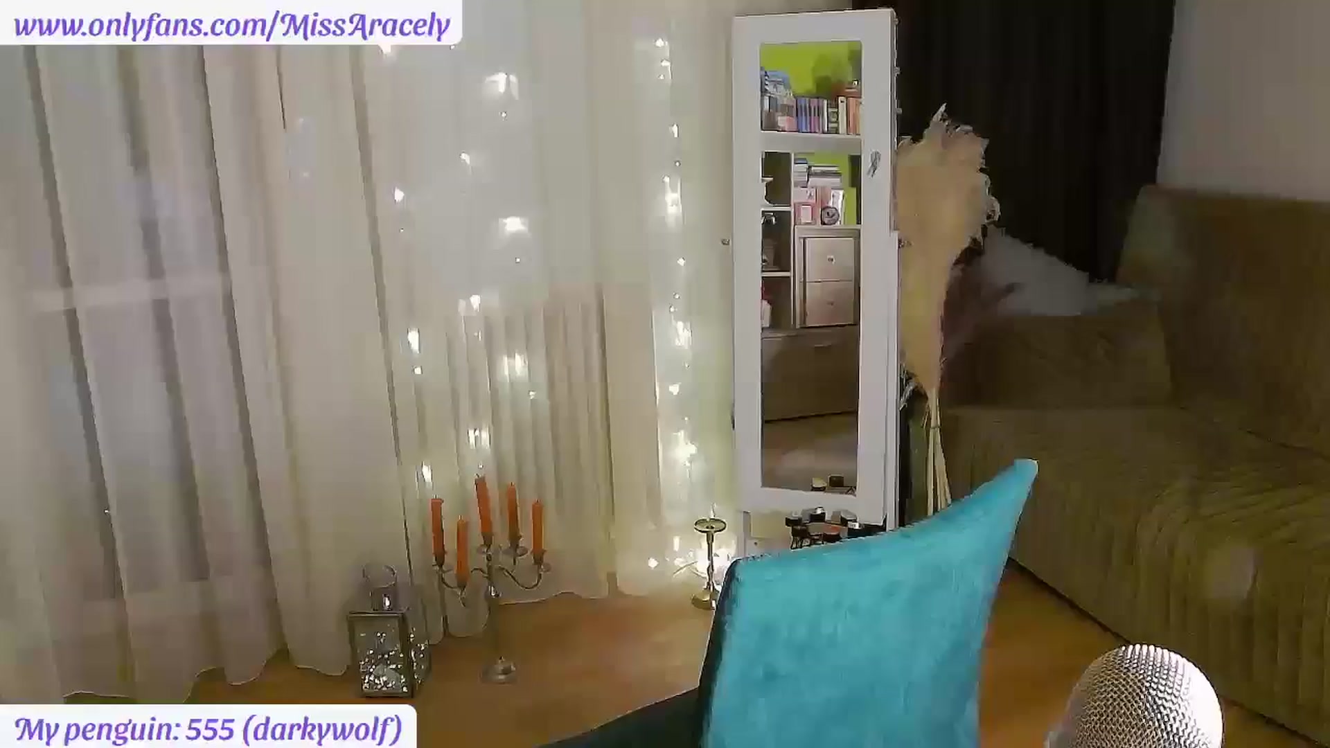 Gallery image thumbnail from MissAracely's myfreecams stream on, 11/20/2025, 21:33 image 9 of 20
