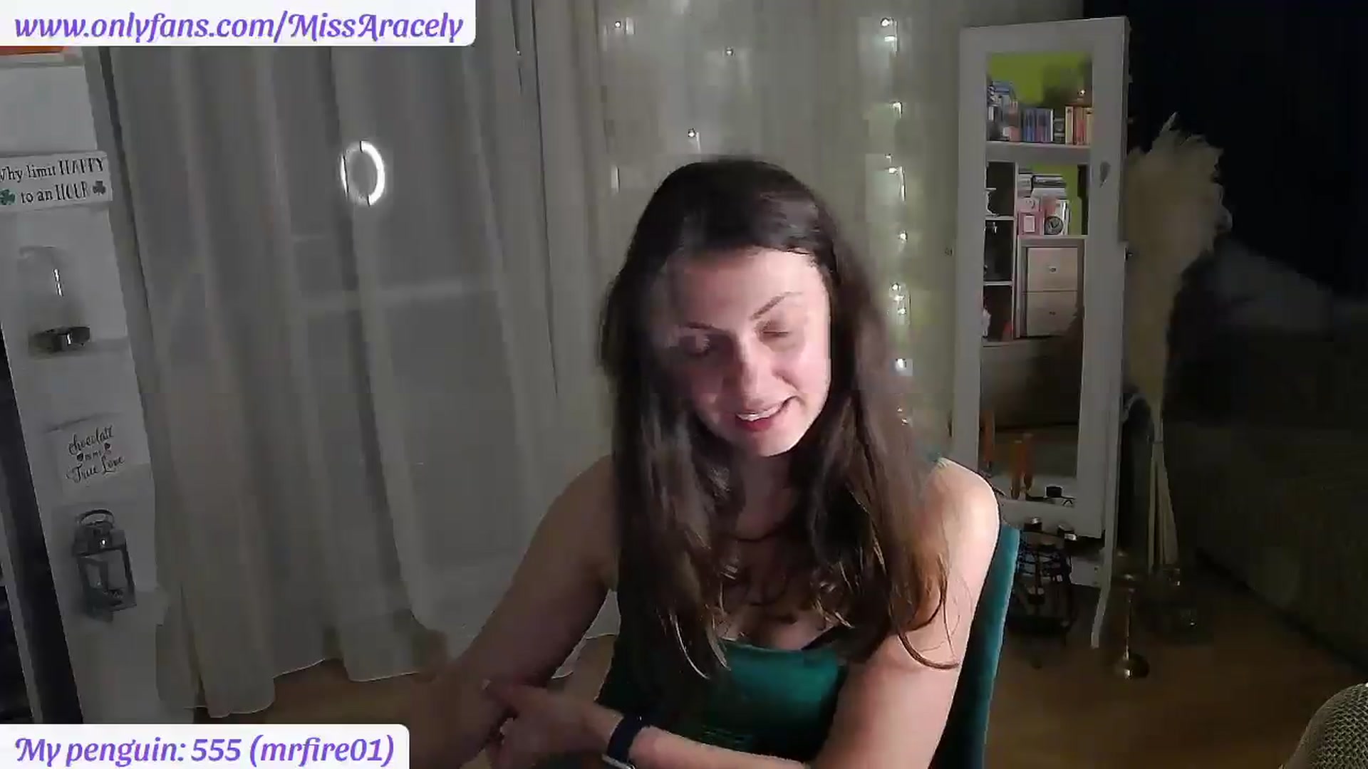 Gallery image thumbnail from MissAracely's myfreecams stream on, 11/21/2025, 21:56 image 20 of 20