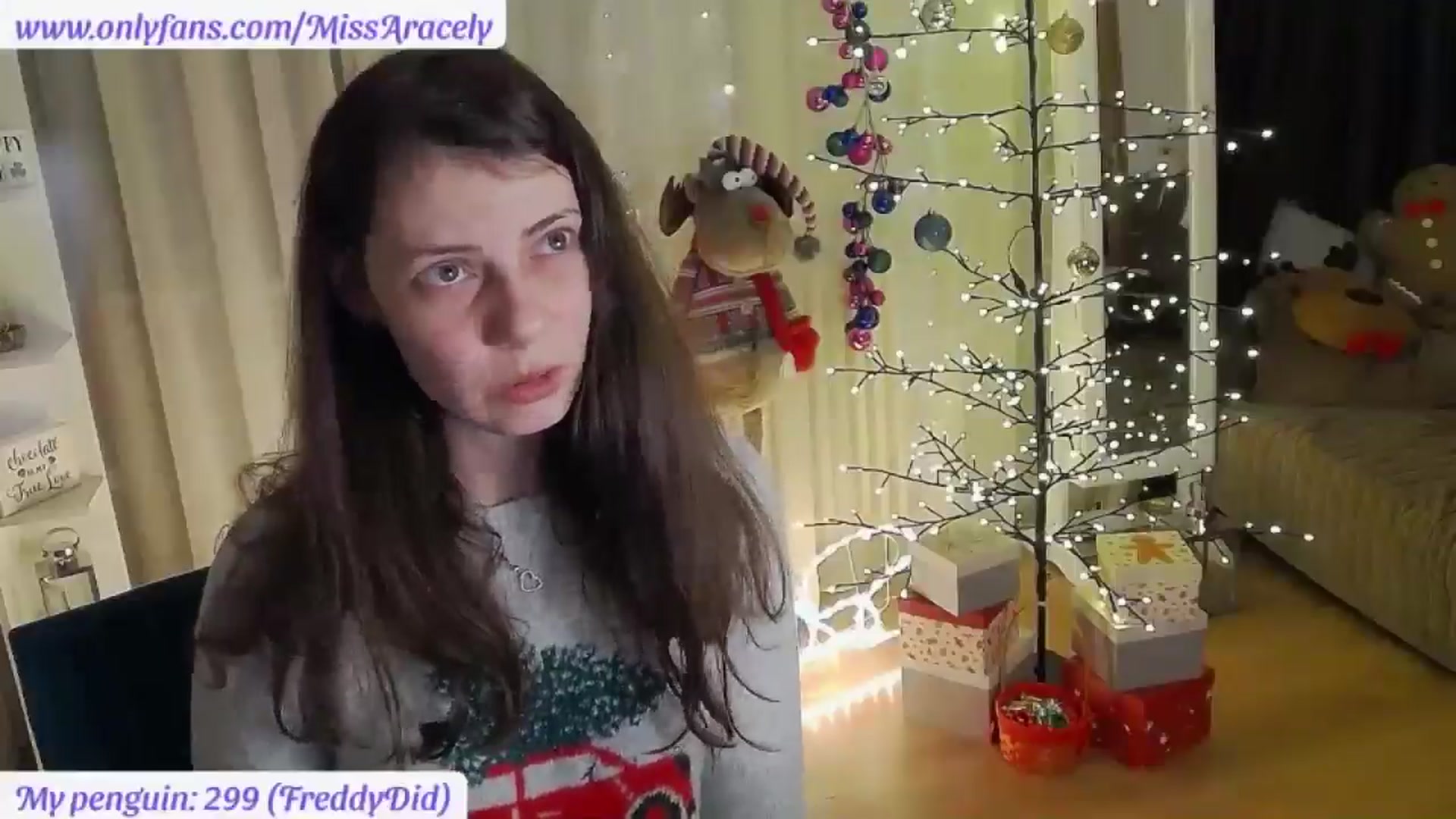 Gallery image thumbnail from MissAracely's myfreecams stream on, 12/16/2025, 22:43 image 16 of 20