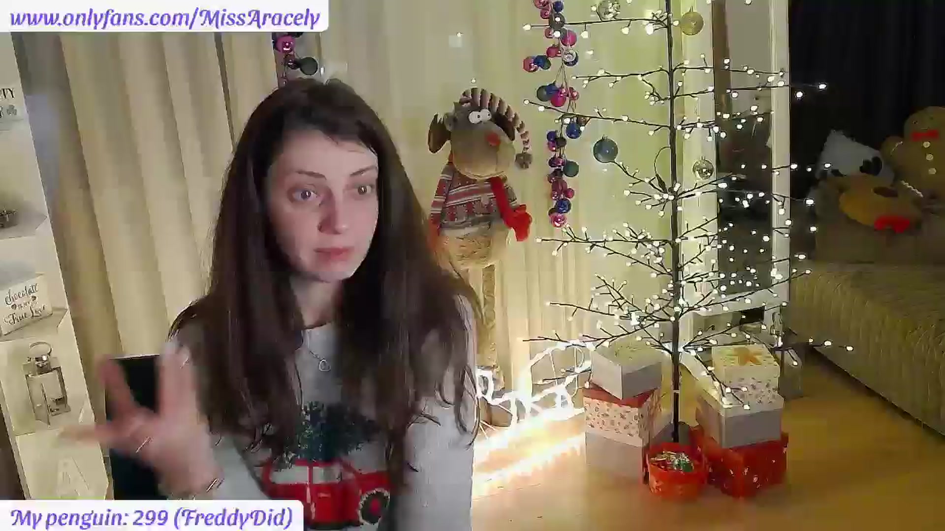 Gallery image thumbnail from MissAracely's myfreecams stream on, 12/16/2025, 22:59 image 1 of 20