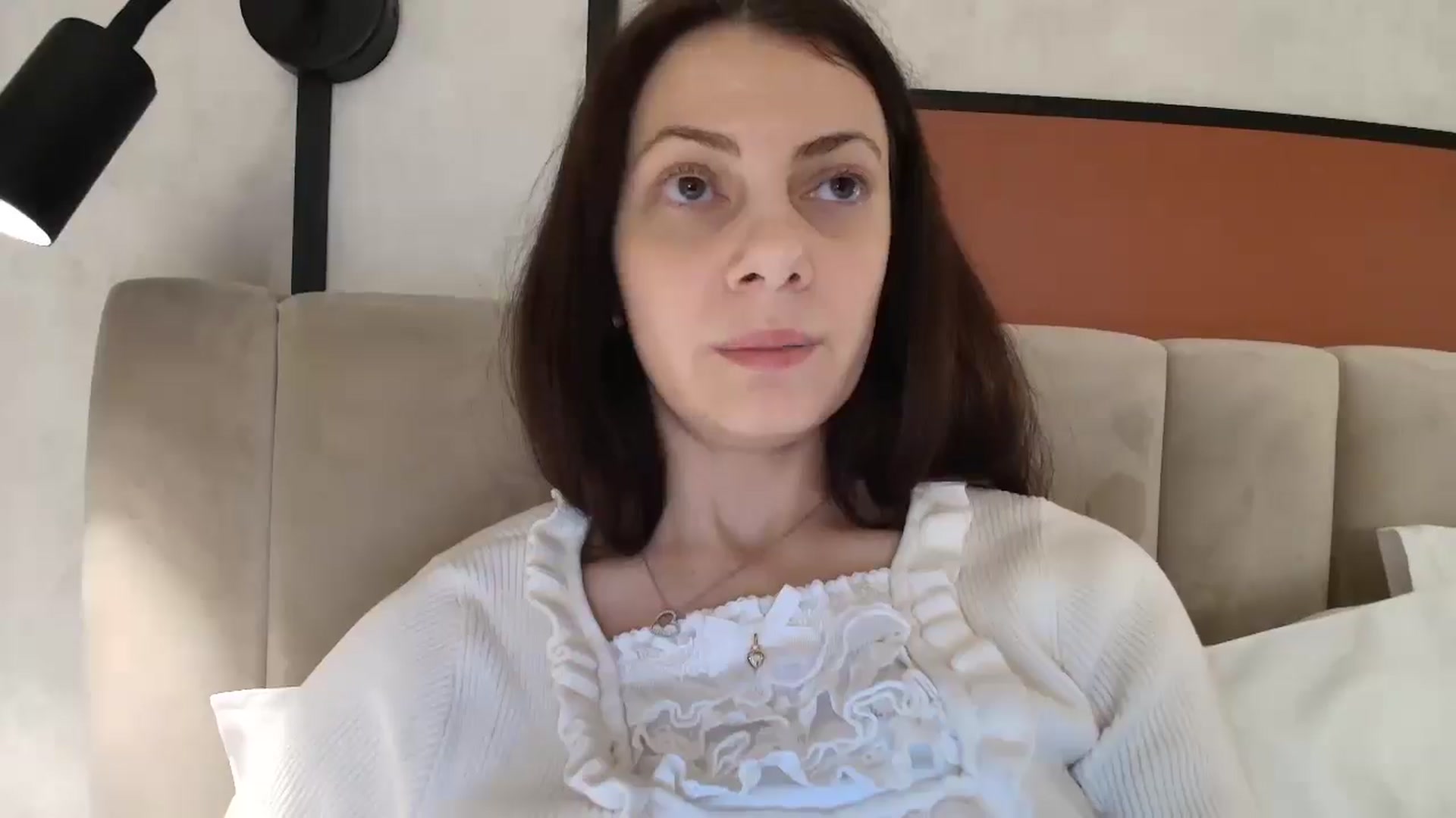 Gallery image thumbnail from MissAracely's myfreecams stream on, 12/19/2025, 23:19 image 7 of 20